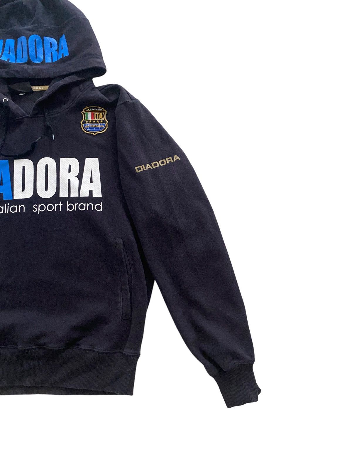 Vintage DIADORA hoodie Italy sport brand