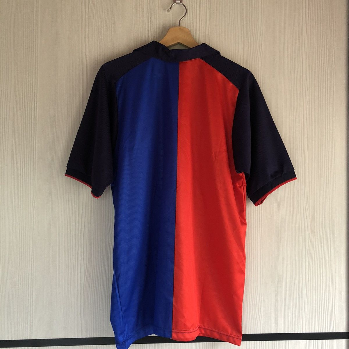 Vintage vintage fc barcelona home jersey Size US M / EU 48-50 / 2 - 2 Thumbnail