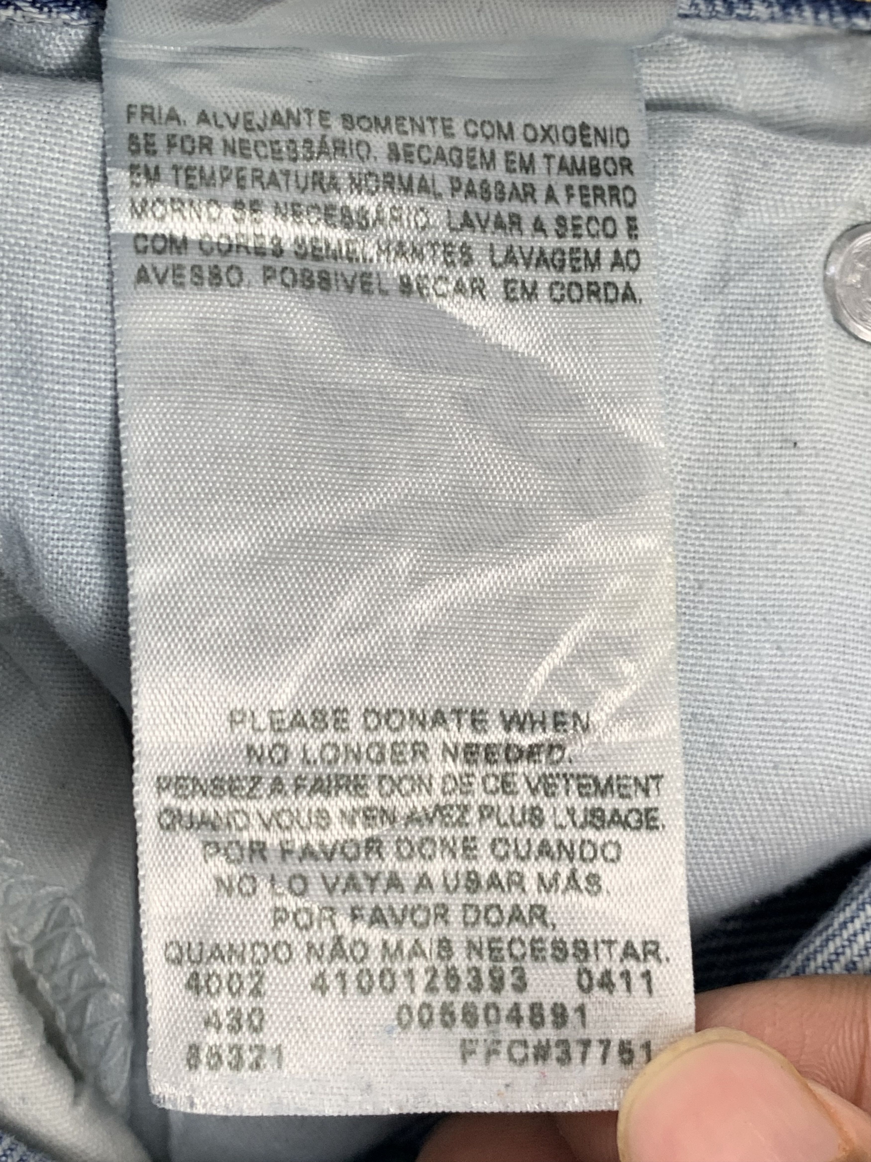 Levi's Vintage Levis 560 Light Wash Jeans DP2050 Size US 39 - 7 Thumbnail