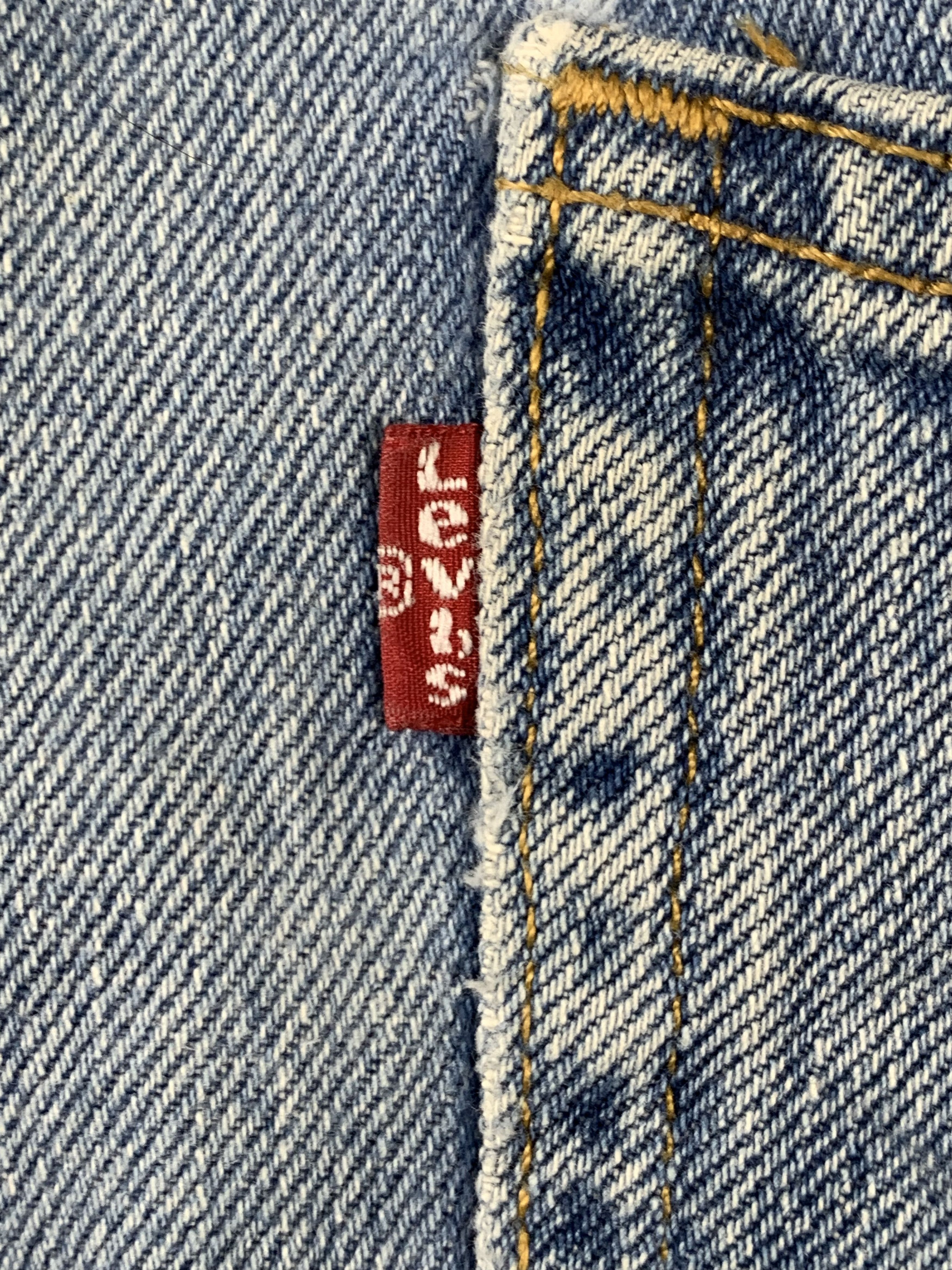 Levi's Vintage Levis 560 Light Wash Jeans DP2050 Size US 39 - 4 Thumbnail