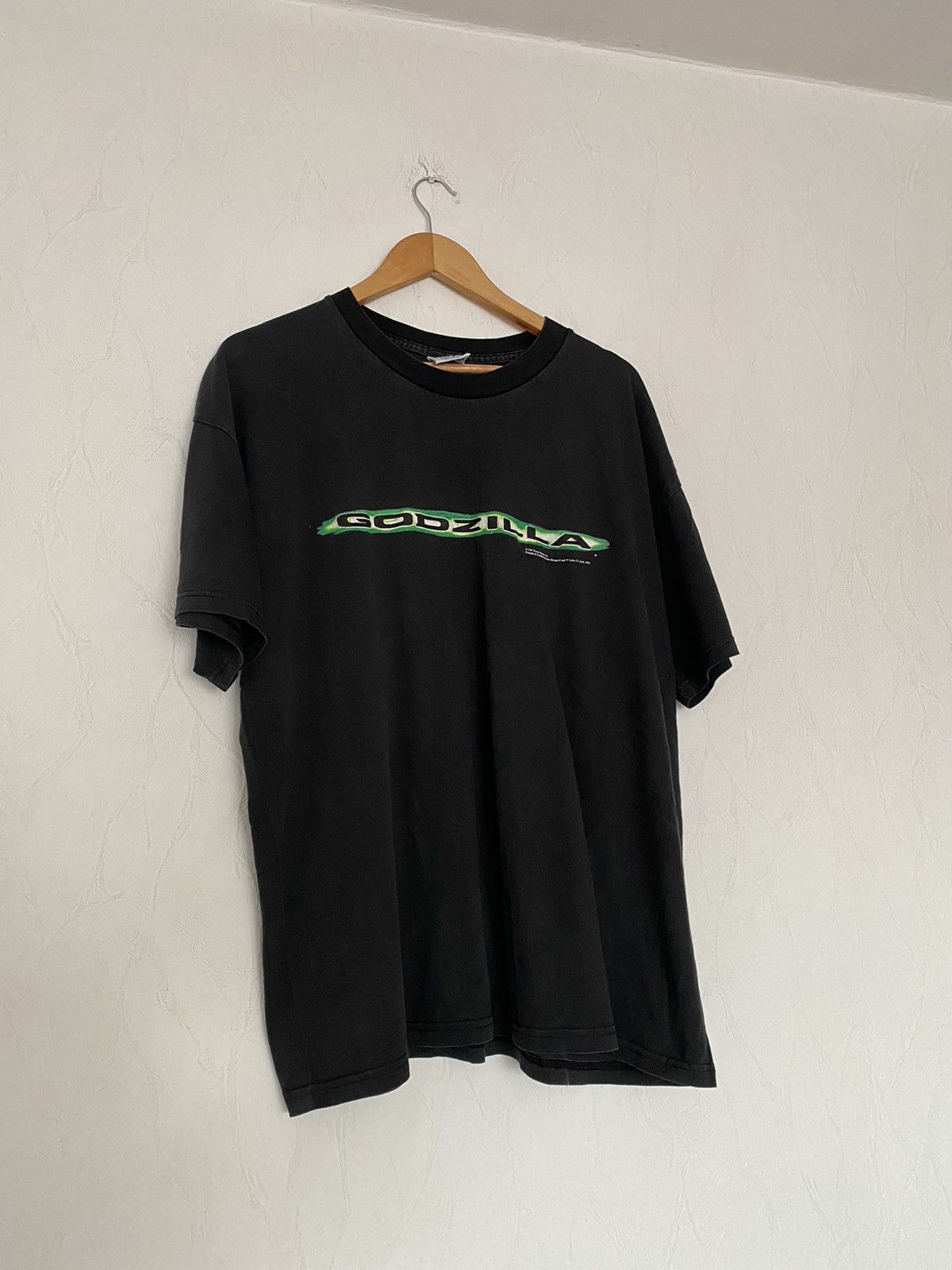Vintage Vintage Godzilla 90s tee Size US XXL / EU 58 / 5 - 1 Thumbnail