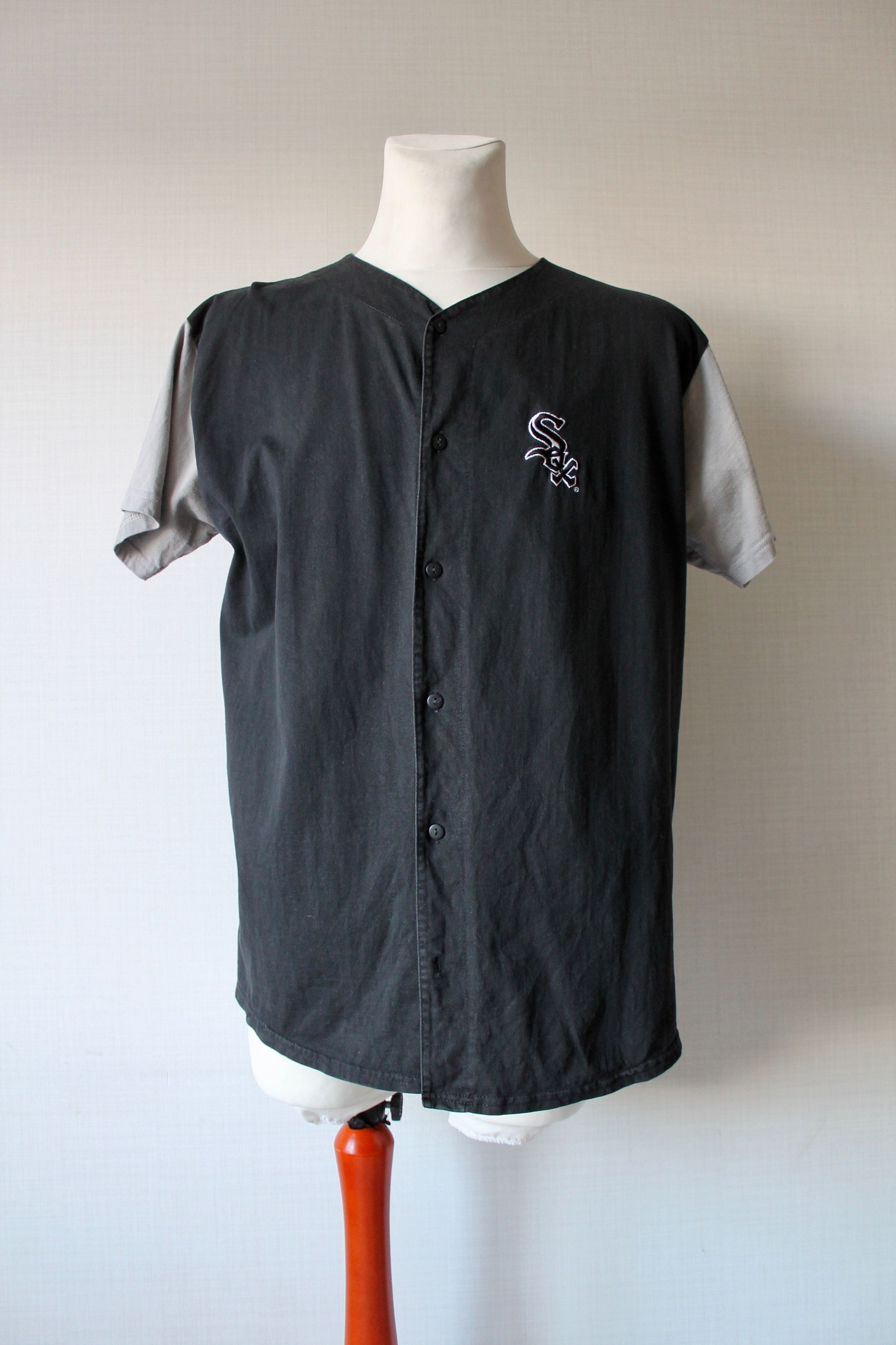 MLB Twins Apparel Chicago white SOX baseball Shirt Size US M / EU 48-50 / 2 - 1 Thumbnail