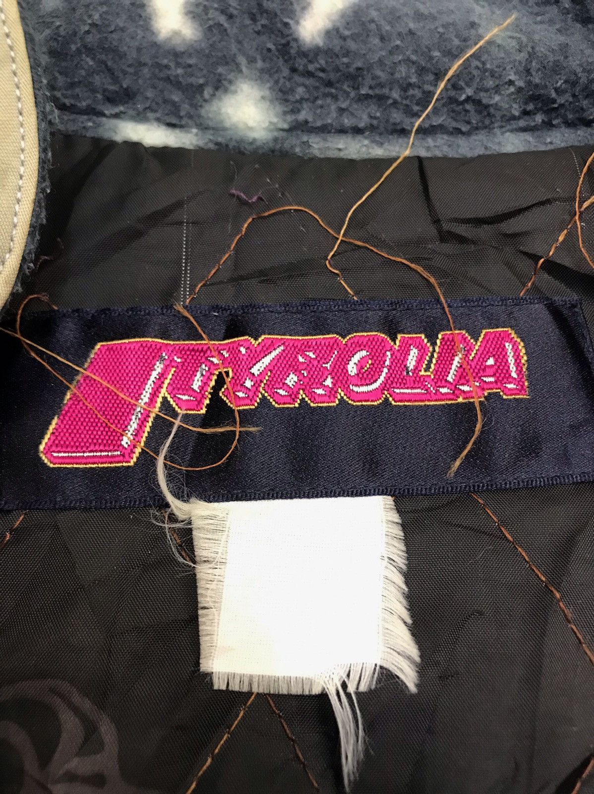 Japanese Brand × Vintage Vintage Tyrolia Japanese Brand Floral Fleece Size US XL / EU 56 / 4 - 8 Thumbnail