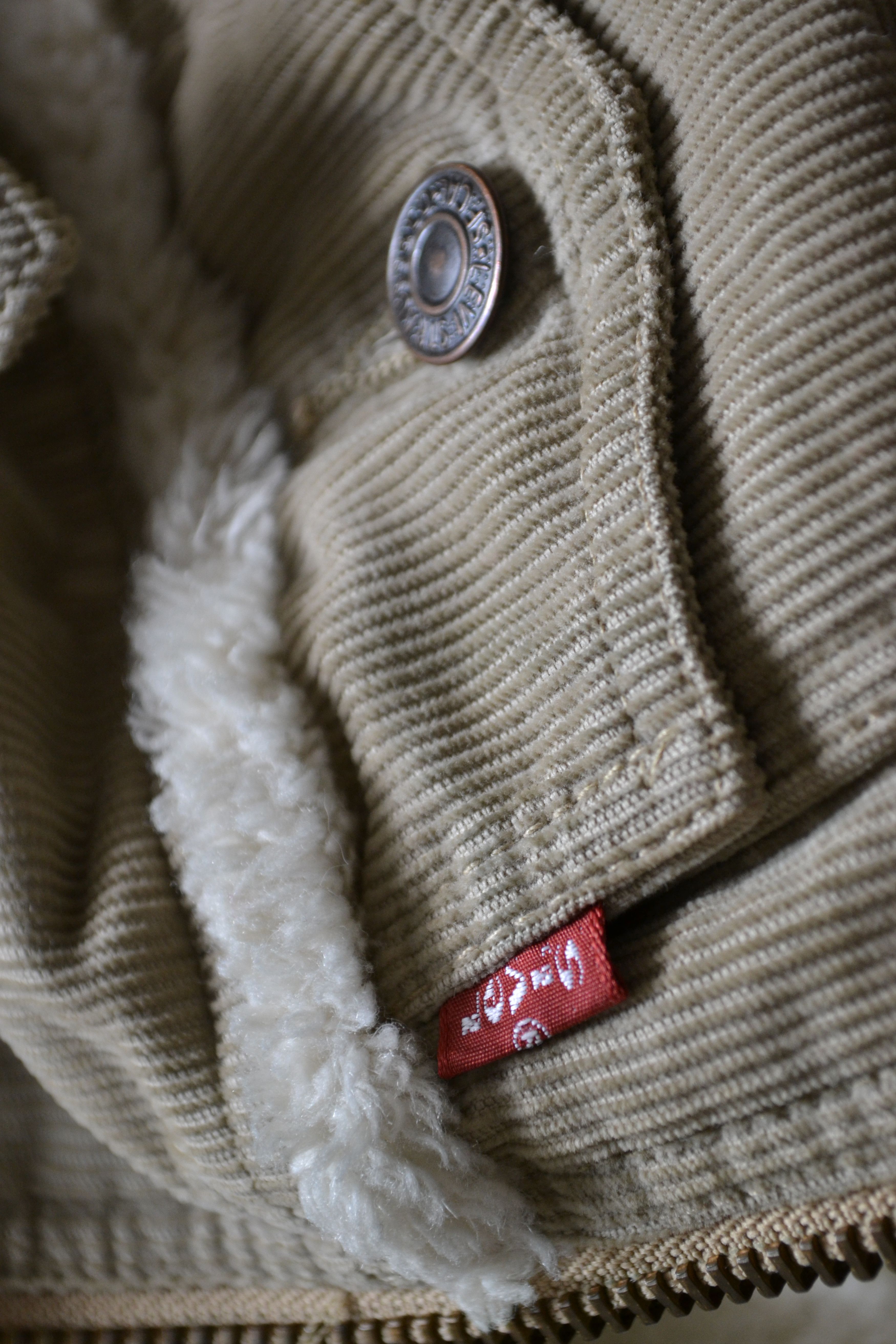 Levi's Women's LEVI'S Sherpa Jacket Size M Size US M / EU 48-50 / 2 - 9 Thumbnail