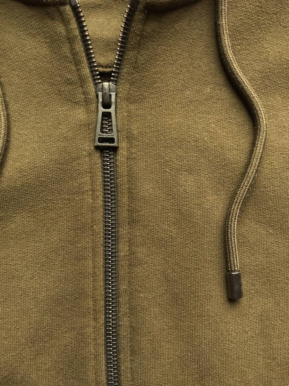 Belstaff Belstaff Badge Zip Sweatshirt Hoodie Size US S / EU 44-46 / 1 - 6 Thumbnail