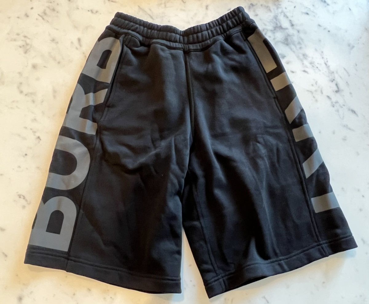 Burberry Burberry logo-print oversized track shorts 683€ Size US 30 / EU 46 - 1 Thumbnail