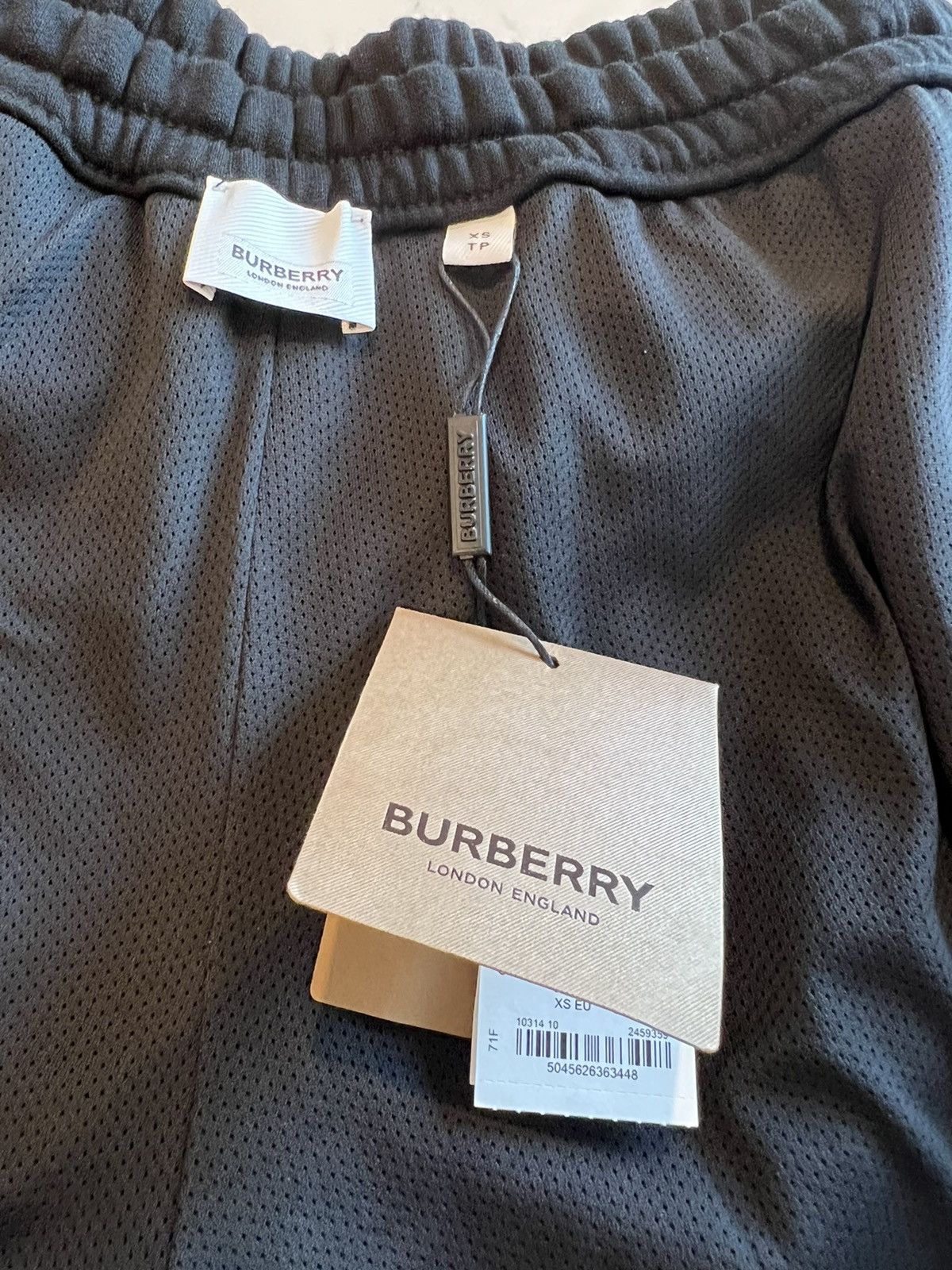 Burberry Burberry logo-print oversized track shorts 683€ Size US 30 / EU 46 - 9 Thumbnail