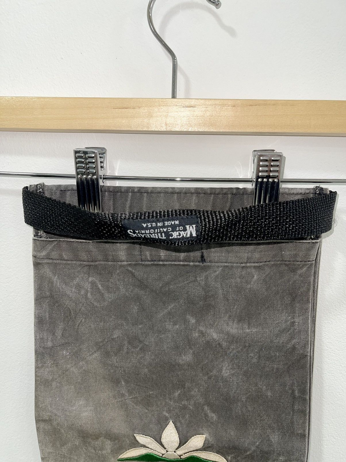 Vintage VINTAGE🔥🔥ESSENTIAL BAG BY MAGIC THREADS OF CALIFORNIA Size ONE SIZE - 2 Thumbnail