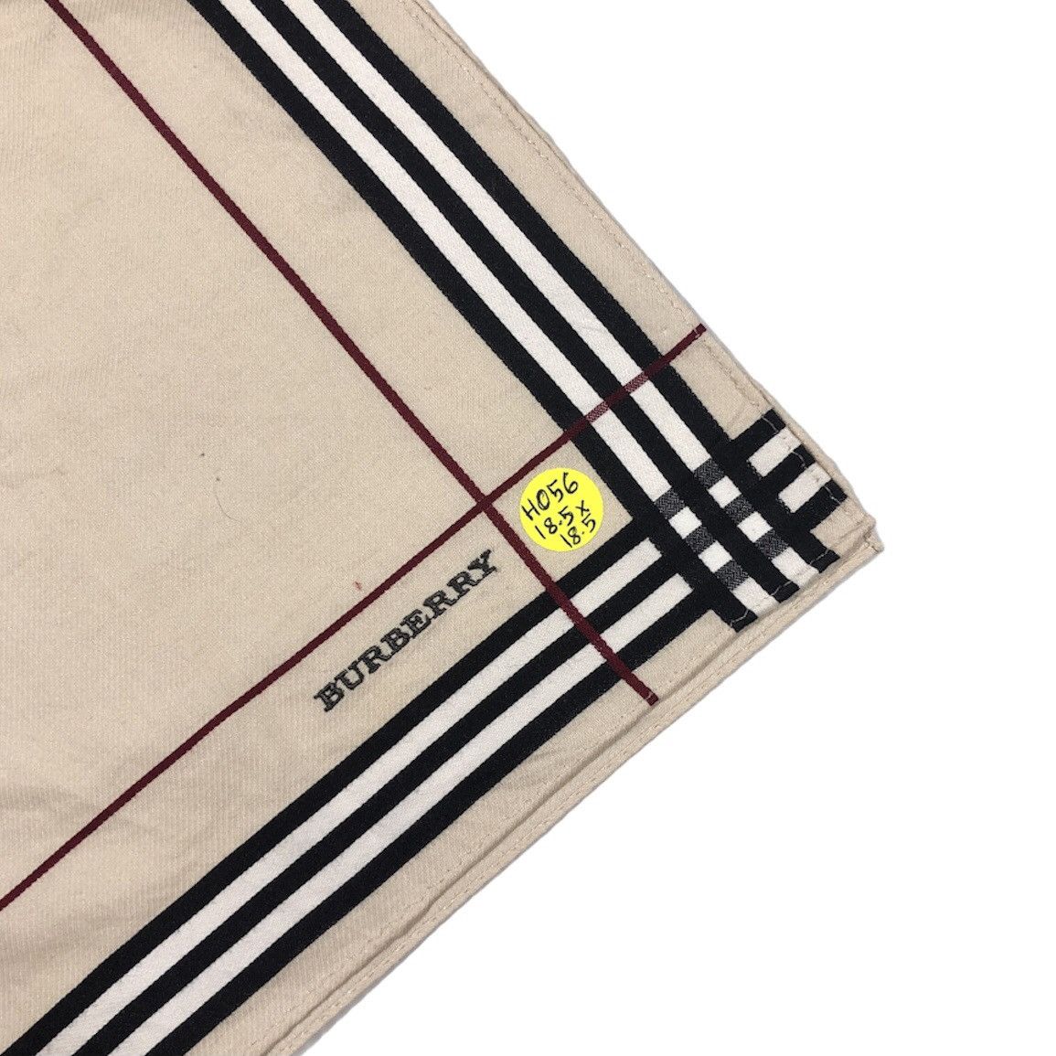 Burberry Burberry Novacheck Line Handkerchief Pocketsquare Size ONE SIZE - 4 Thumbnail