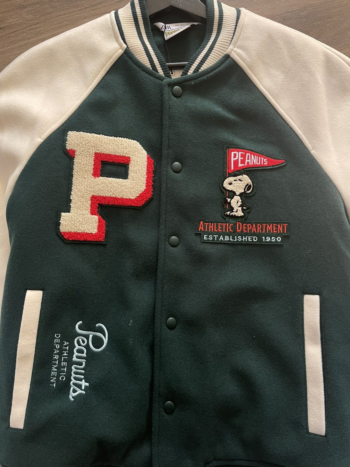 Peanuts × Zara SNOOPY PEANUTS™ PATCH BOMBER JACKET | Grailed