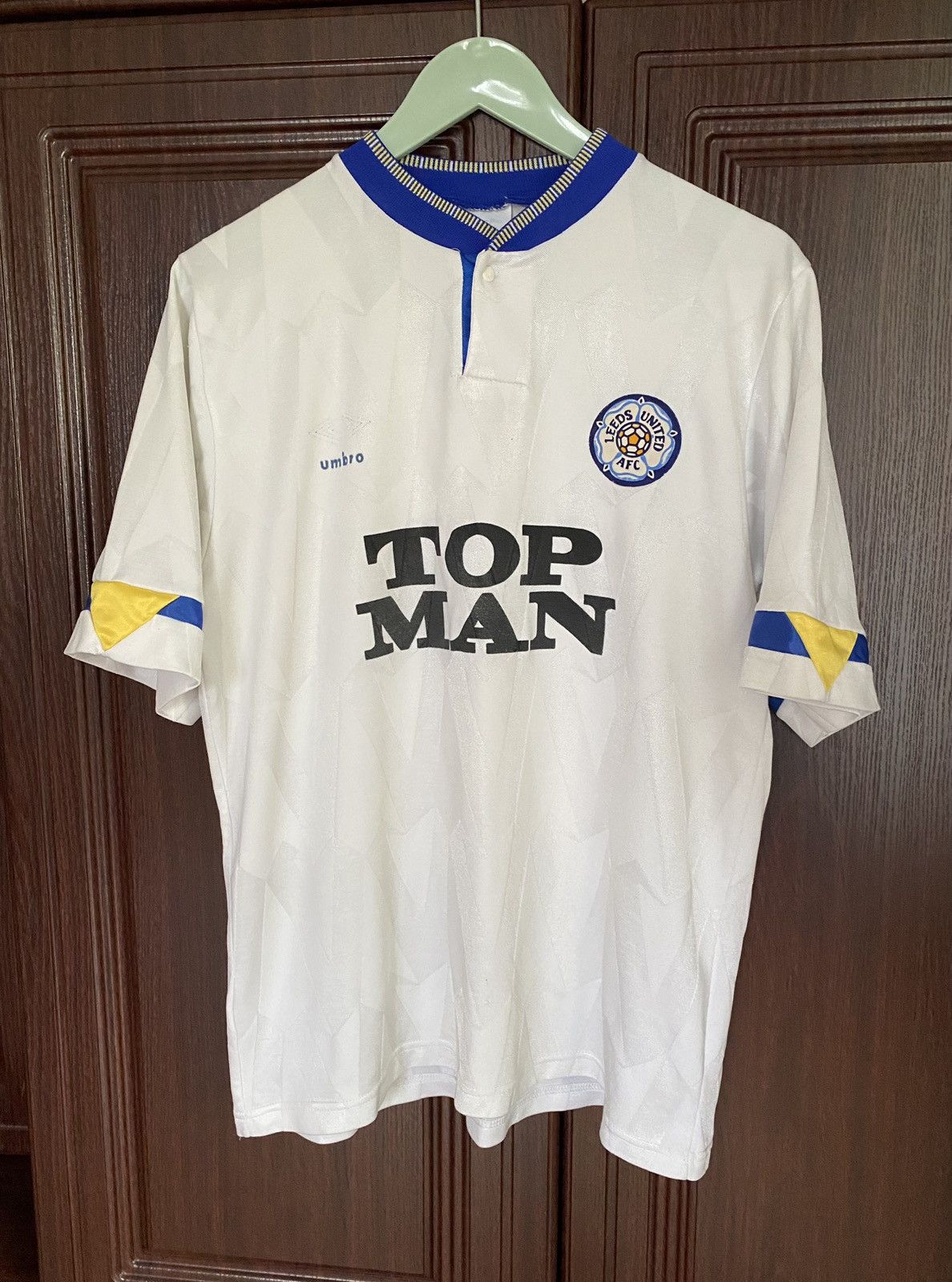 image of Soccer Jersey x Umbro 1990 1991 Leeds United Jersey Psg Liverpool Arsenal Milan in White (Size Medi