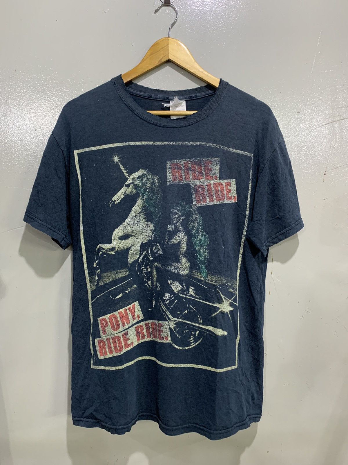 Band Tees Lady Gaga Ride Pony Trashed tee Size US M / EU 48-50 / 2 - 1 Thumbnail