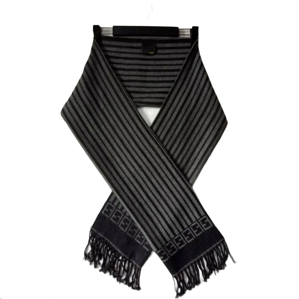 Fendi 💥VINTAGE FENDI muffler monogram scarf striped italy mafla Size ONE SIZE - 1 Thumbnail