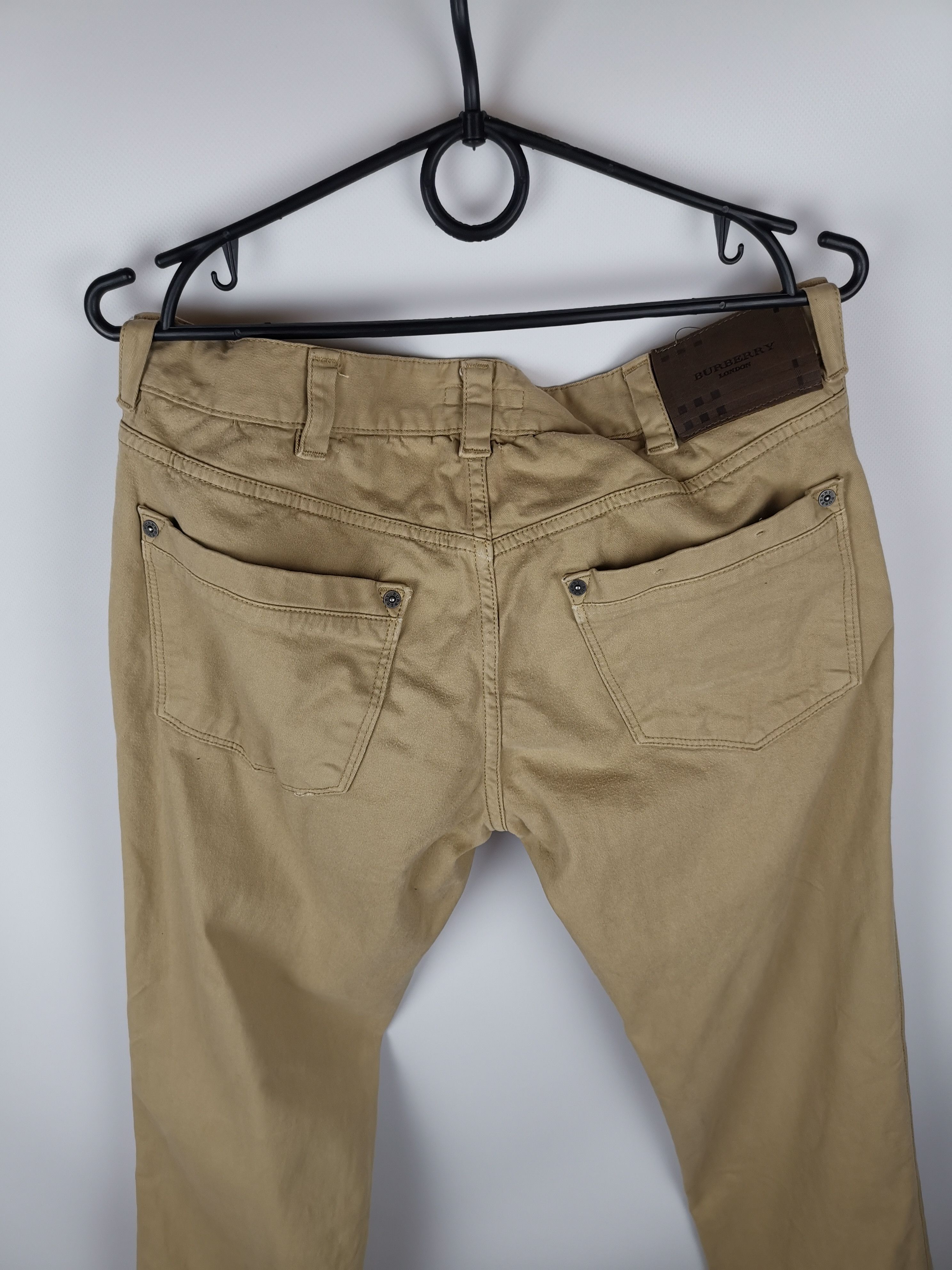 Burberry Burberry nova check beige casual logo pants Size US 30 / EU 46 - 10 Thumbnail