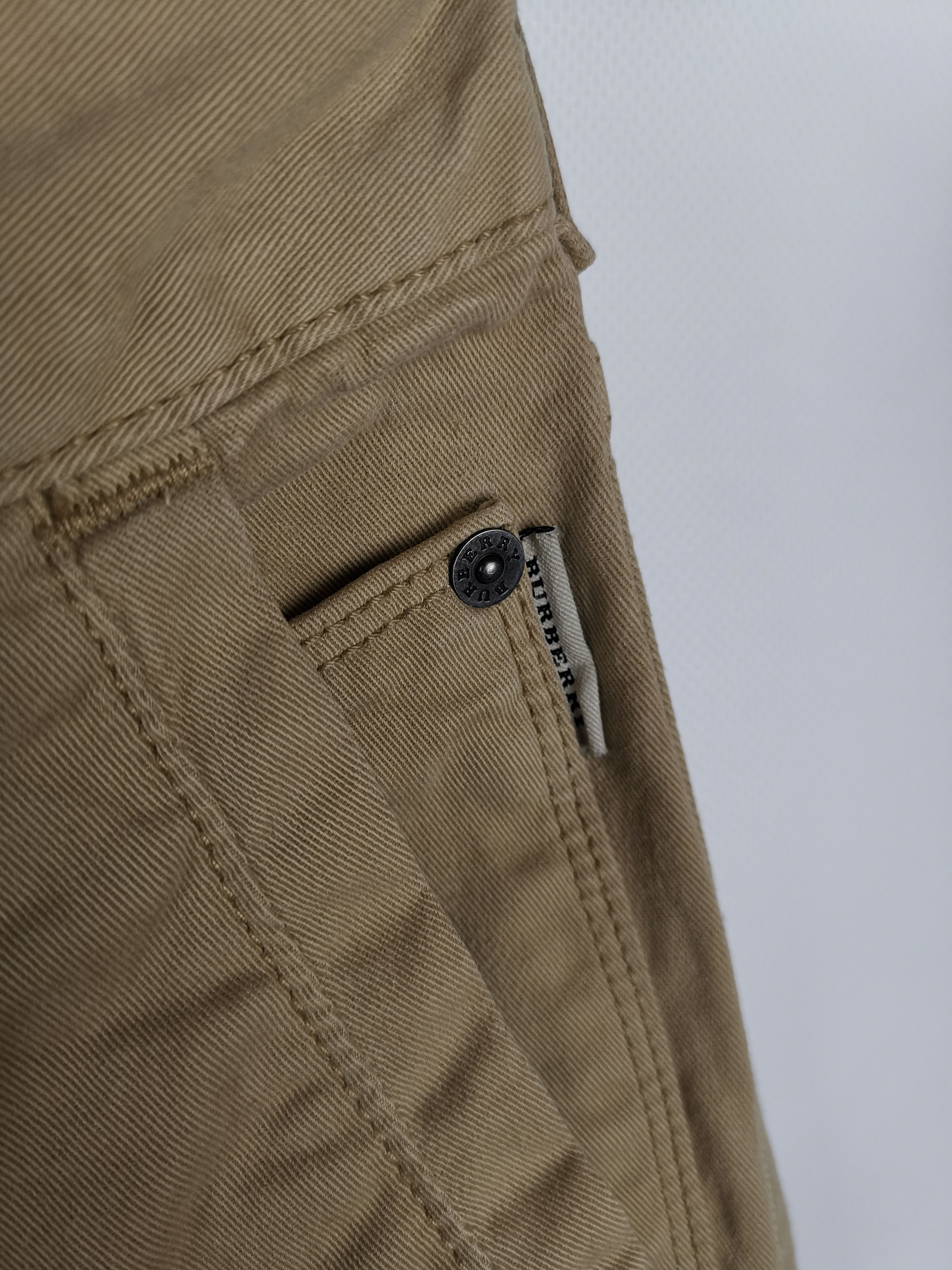 Burberry Burberry nova check beige casual logo pants Size US 30 / EU 46 - 3 Thumbnail