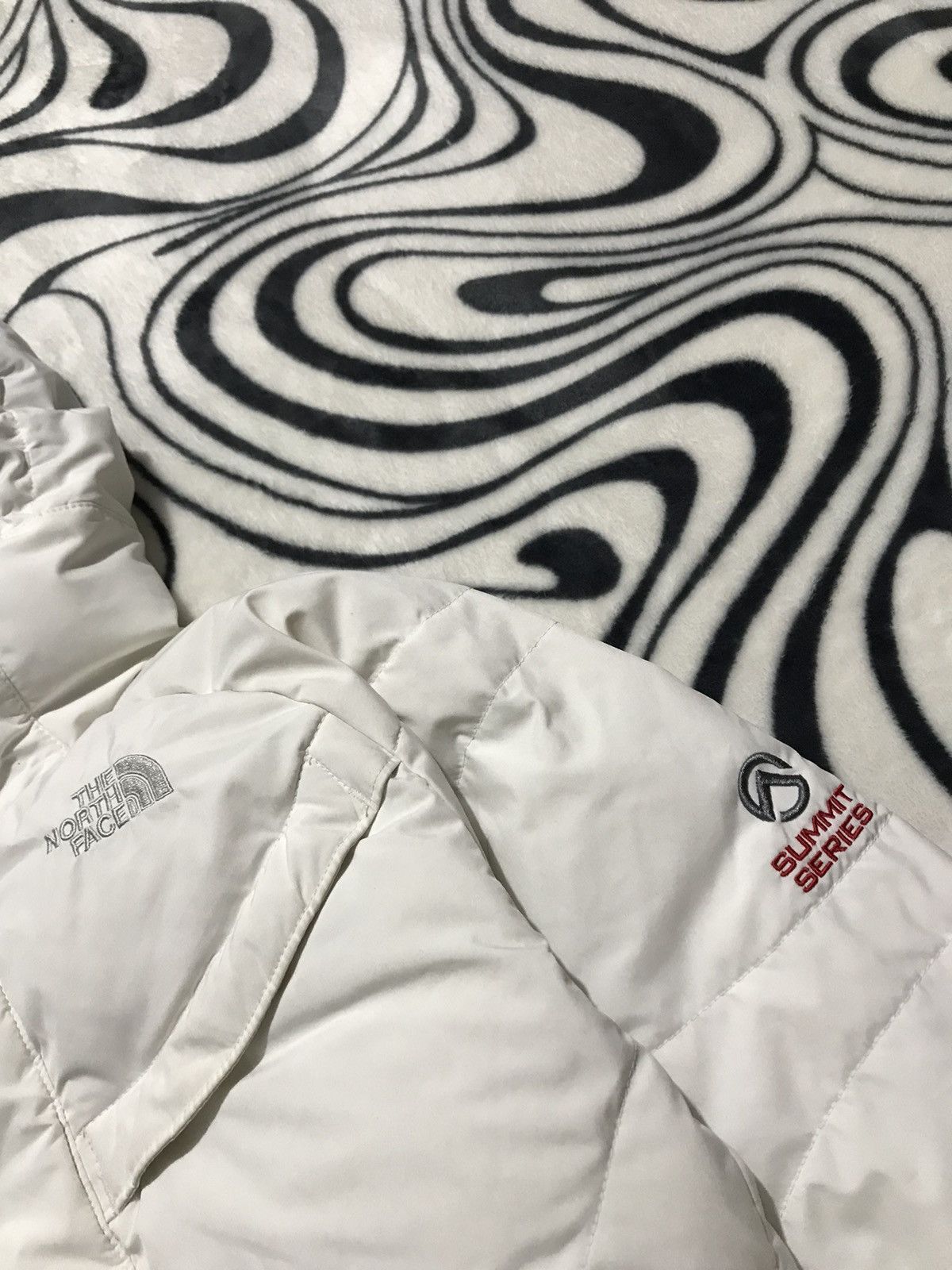 The North Face The North Face Goose Down Puffer Jacket Womens Ski Gorpcore Size M / US 6-8 / IT 42-44 - 6 Thumbnail