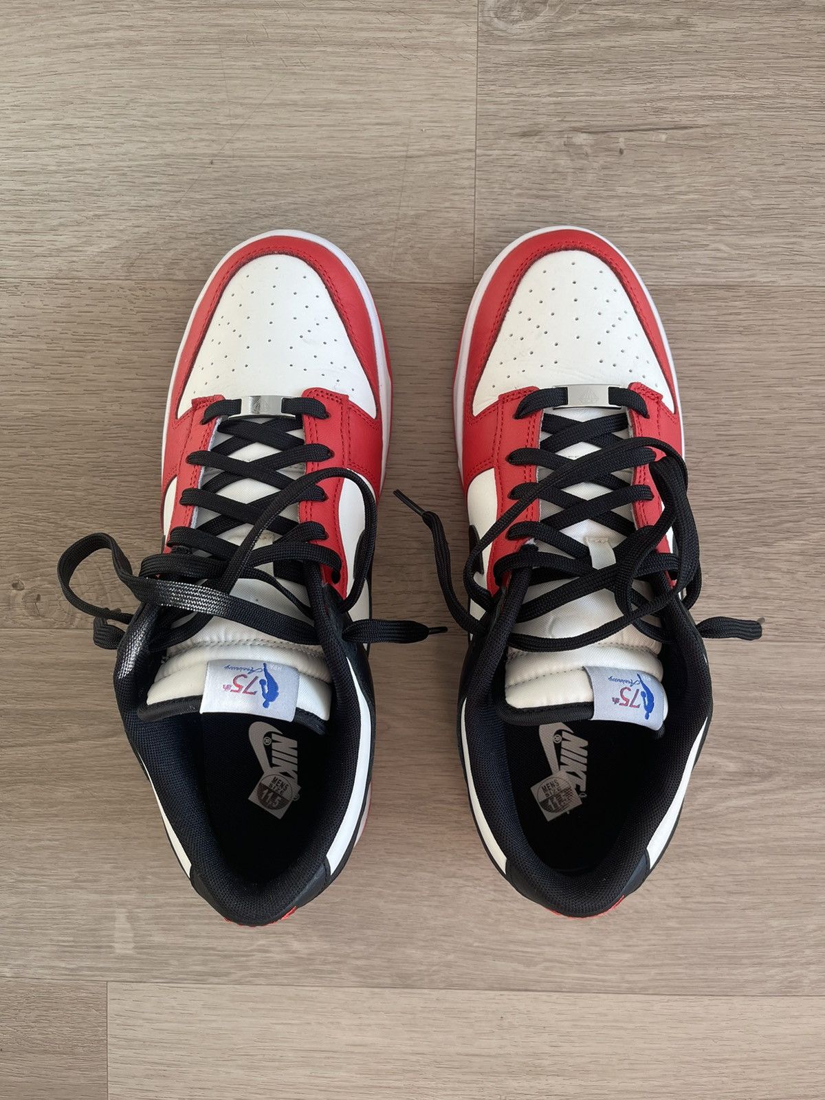 Nike 2022 NBA x Dunk Low EMB '75th Anniversary - Bulls Size US 11.5 / EU 44-45 - 3 Thumbnail