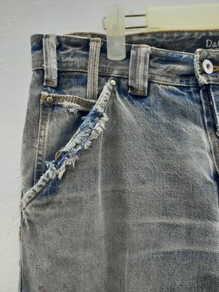 Dolce & Gabbana Dolce & Gabbana Distressed Denim Size US 33 - 2 Thumbnail