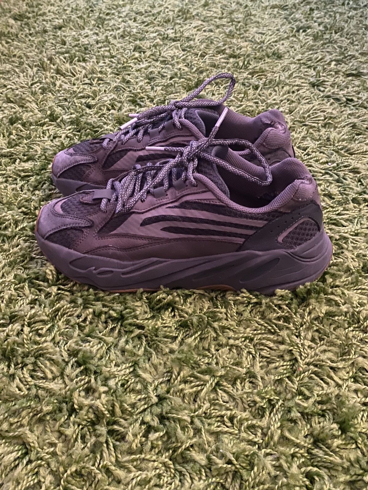 Adidas × Kanye West Yeezy Boost 700 V2 Geode 2019 Size US 8 / EU 41 - 3 Thumbnail
