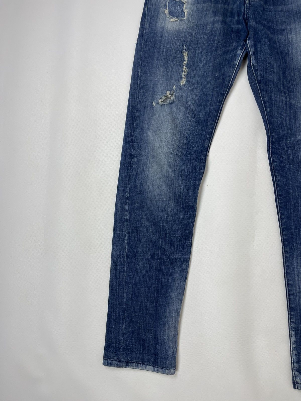 Dsquared2 Dsquared vintage blue faded distressed denim jeans Italy Size US 30 / EU 46 - 6 Thumbnail