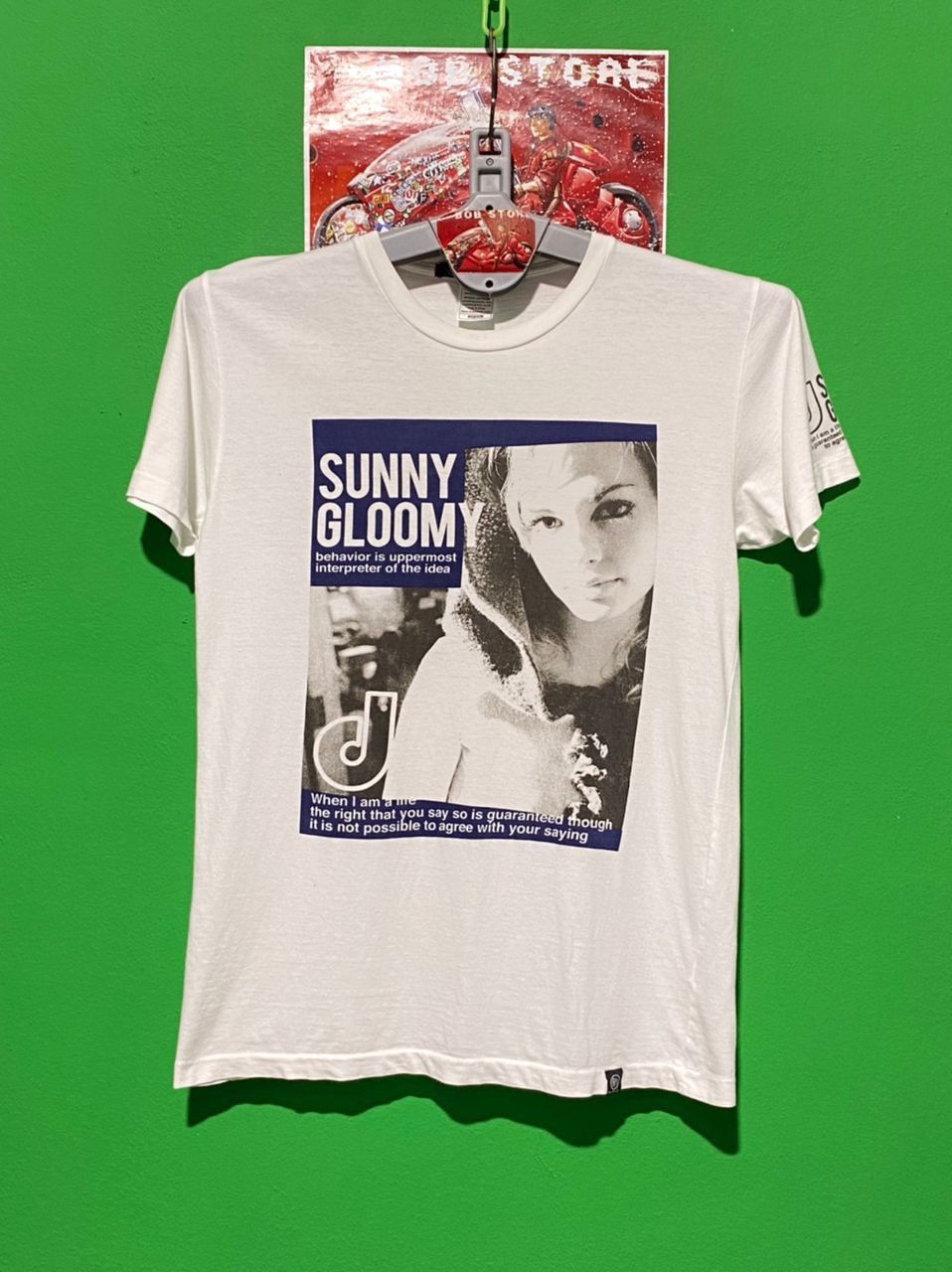 Vintage Sunny Gloomy Single Tees