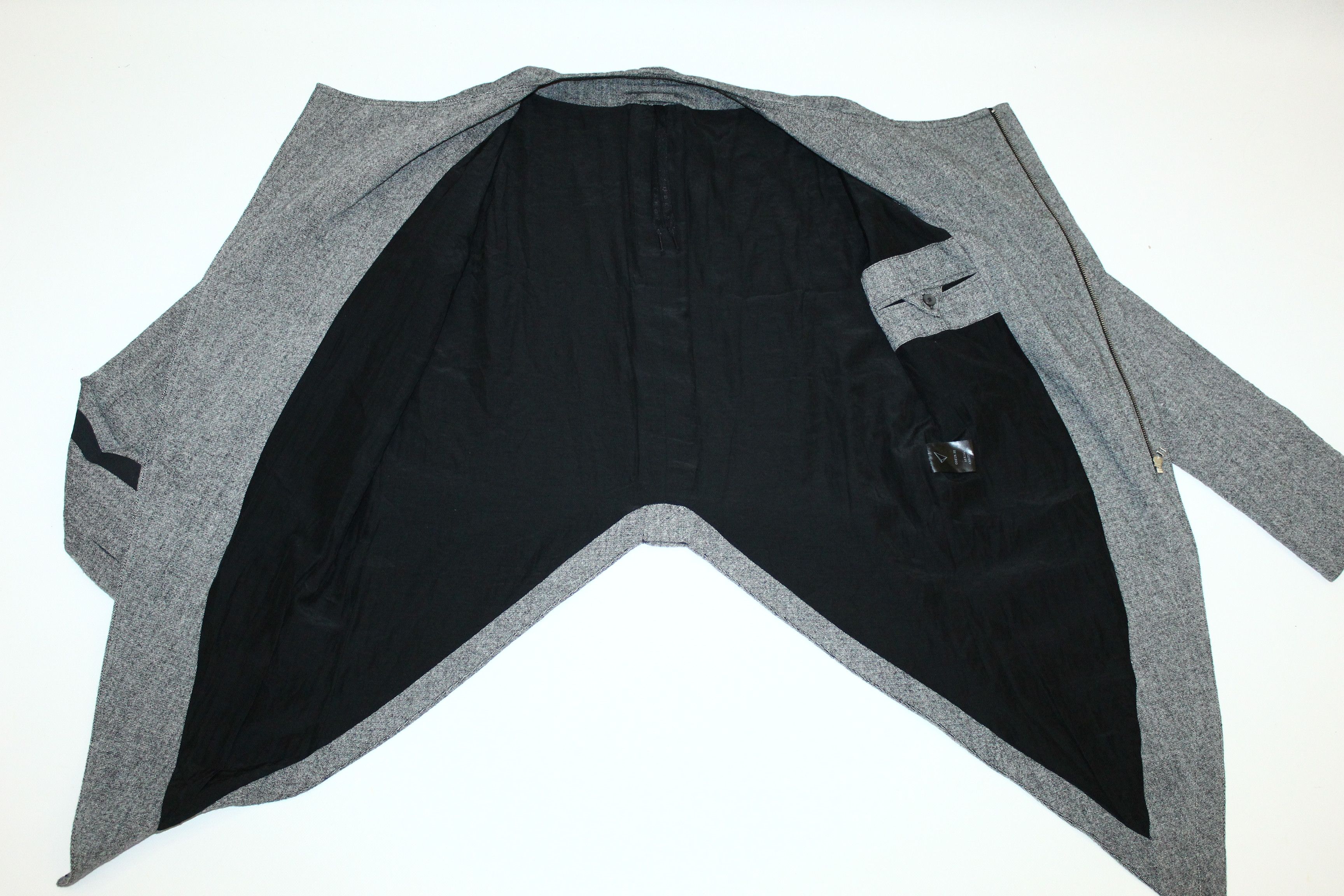 Concepts d'Odeur Odeur Wool Asymmetrical Coat Size US L / EU 52-54 / 3 - 7 Thumbnail