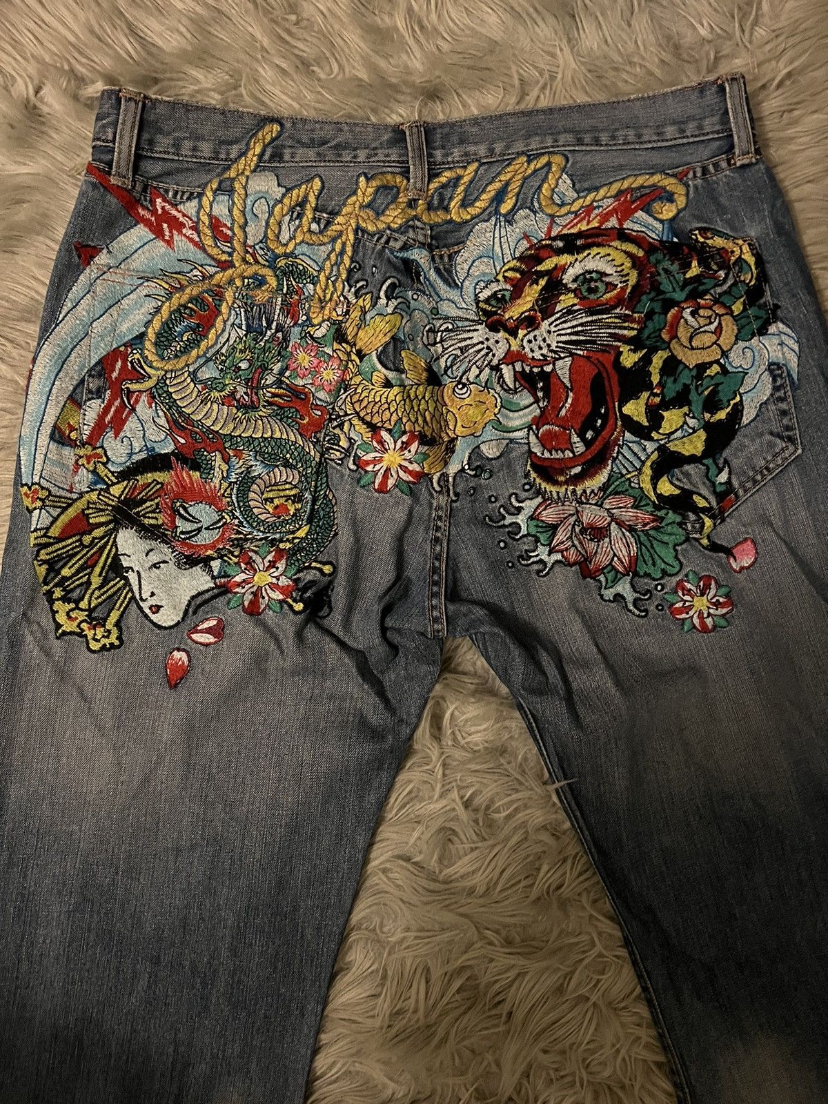 Ed hardy Japan embroidered denim