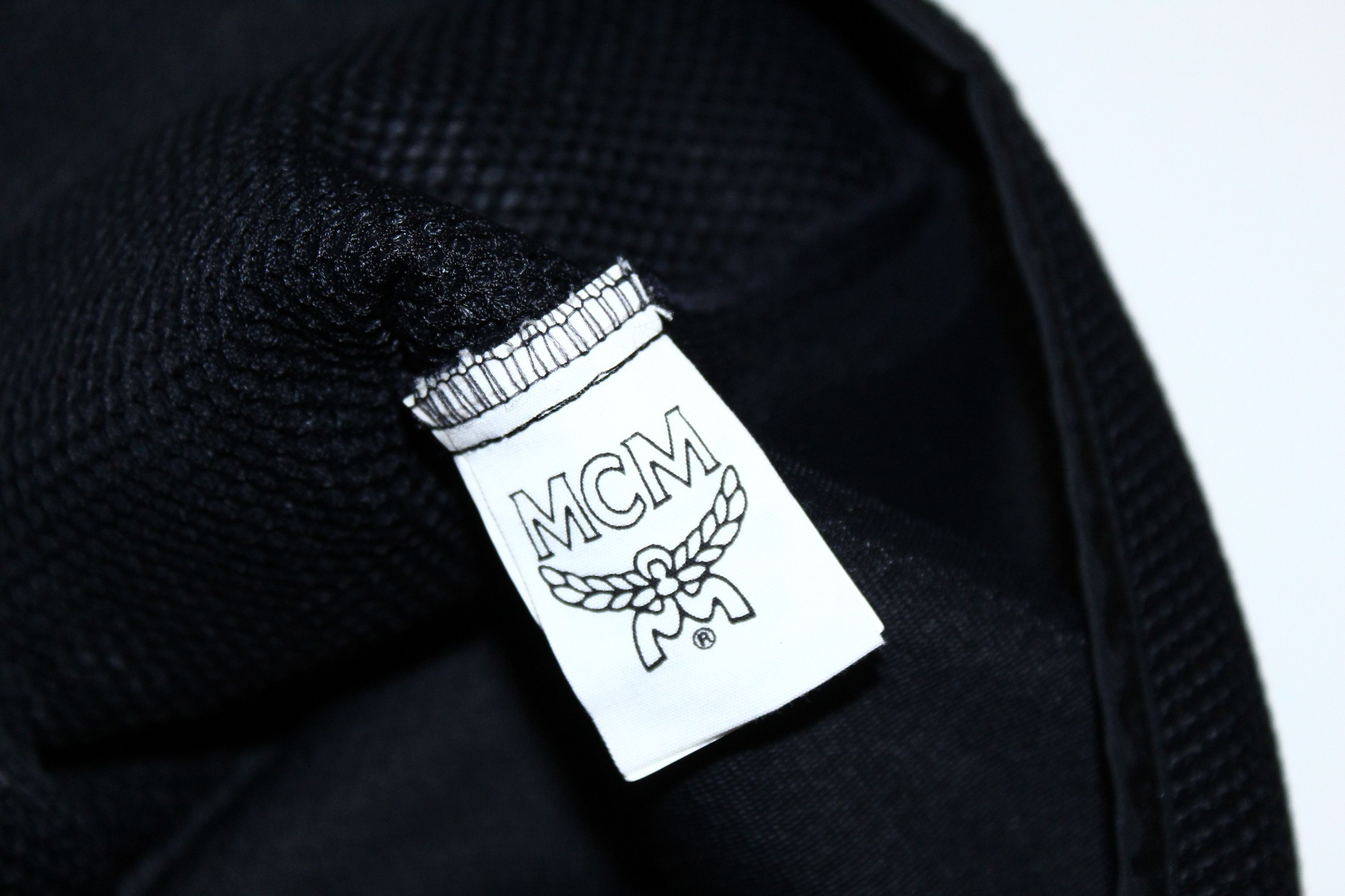 MCM RARE🔥MCM Sports Legere Mesh Track Jacket Size US L / EU 52-54 / 3 - 6 Thumbnail