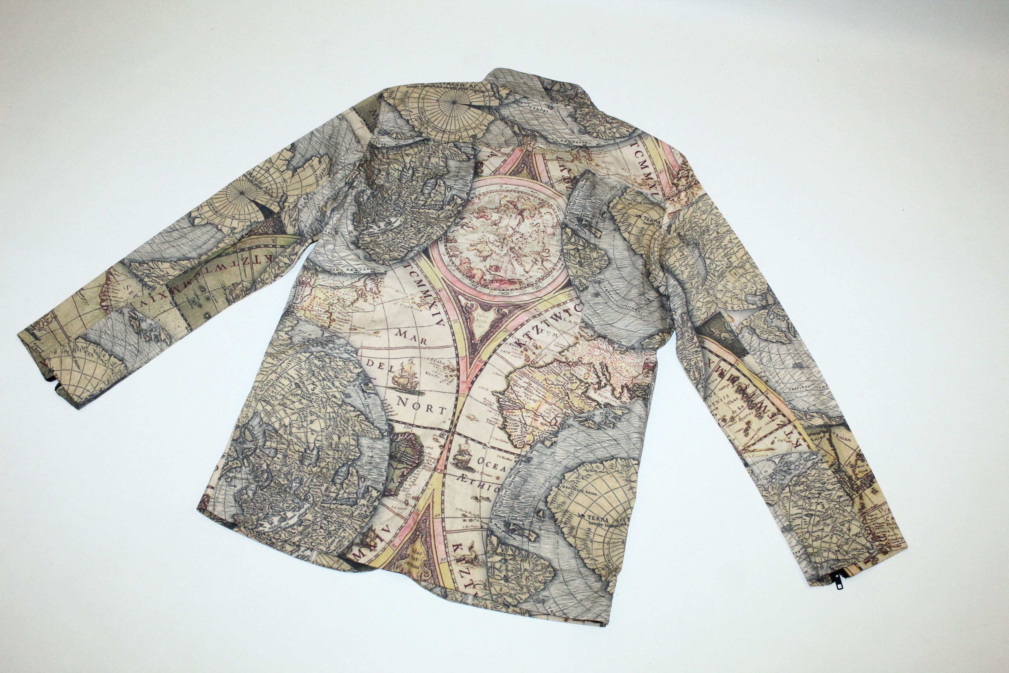 John Richmond John Richmond X Ancient World Map All Over Print Jacket Size US L / EU 52-54 / 3 - 9 Thumbnail