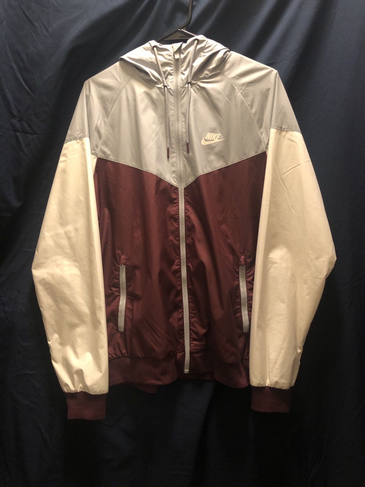 Nike Nike Maroon/Grey/Cream windbreaker Size US M / EU 48-50 / 2 - 1 Thumbnail