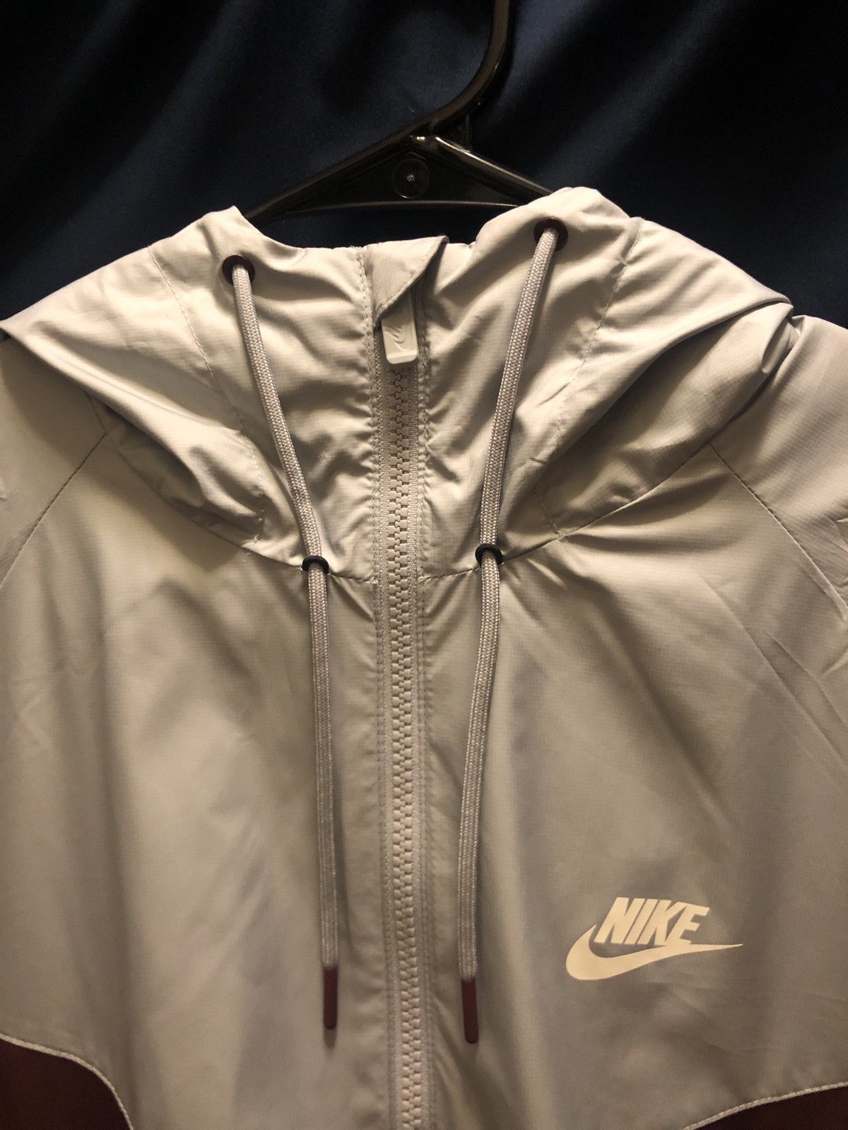 Nike Nike Maroon/Grey/Cream windbreaker Size US M / EU 48-50 / 2 - 2 Thumbnail