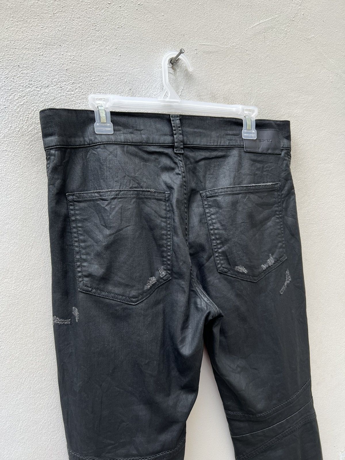Diesel Vintage Diesel Italy Coated Wax Stretch Denim Cropped Jeans Size US 33 - 16 Thumbnail
