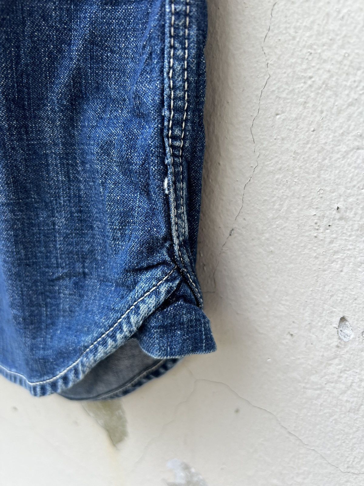Paul Smith × Vintage Vintage Paul Smith Red Ear Subcul Homo Taurus Denim Shirt Size US L / EU 52-54 / 3 - 11 Thumbnail