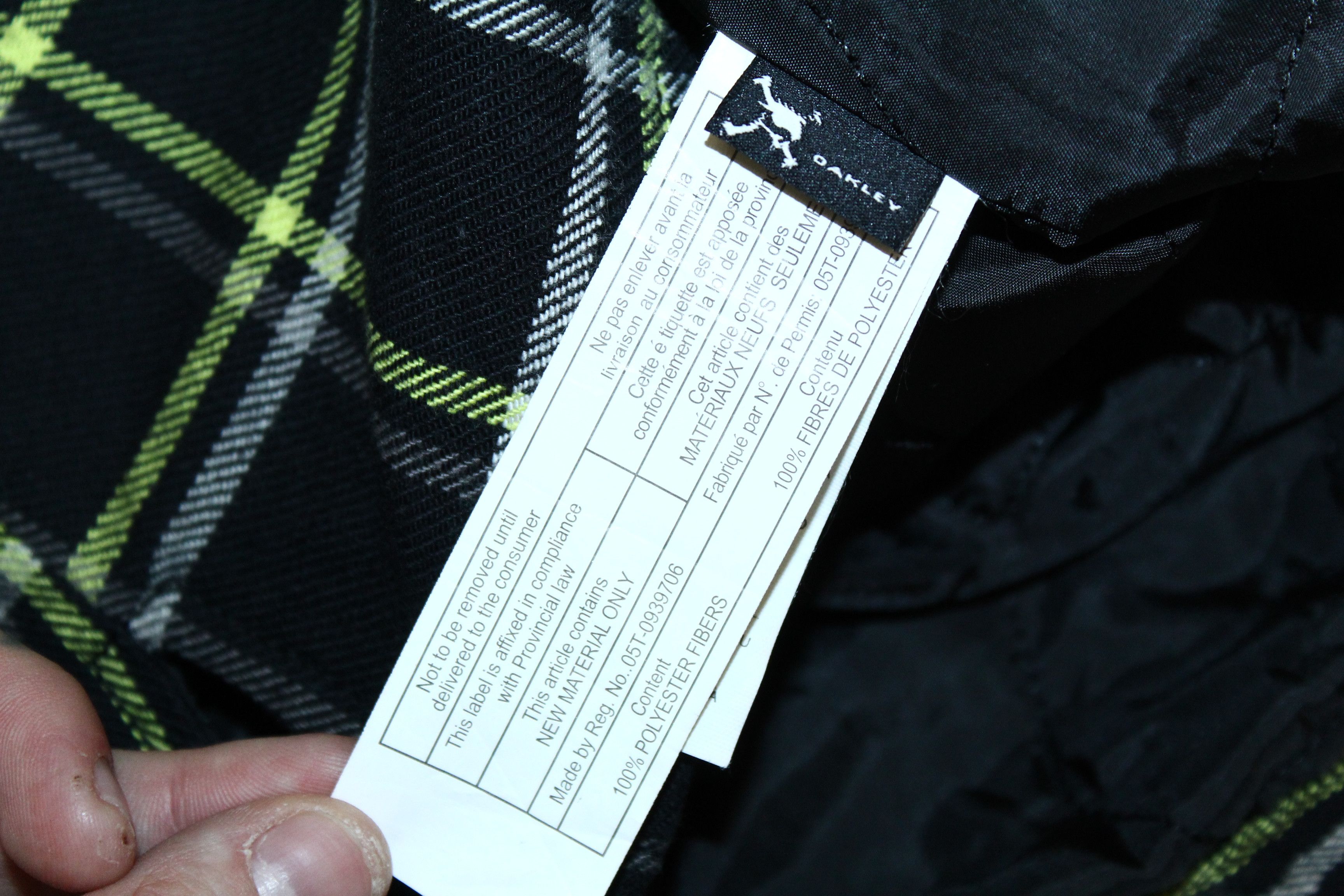Oakley VTG Oakley Slim Fit Plaid Check Flannel Padded Overshirt Size US S / EU 44-46 / 1 - 7 Thumbnail