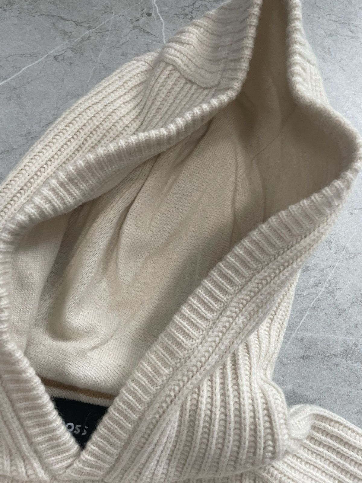 Hugo Boss Knit hoodie M Size US M / EU 48-50 / 2 - 5 Thumbnail
