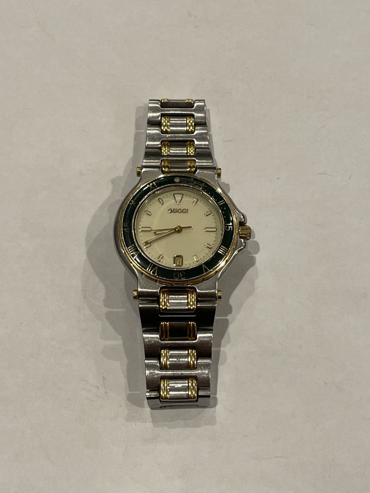 Gucci Gucci Watch 9700M Submariner Two Tone Green Bezel 33mm Face Grailed