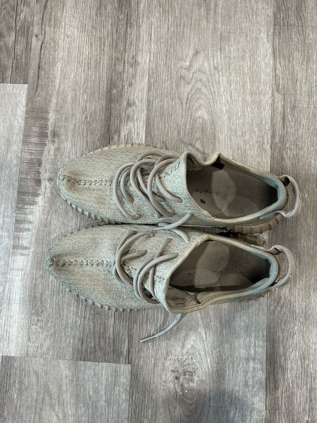 Kanye west yeezy oxford tan hotsell