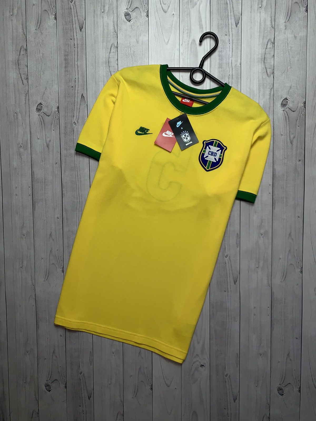 Nike × Vintage Nike Brazil soccer jersey size M/L Size US L / EU 52-54 / 3 - 1 Thumbnail