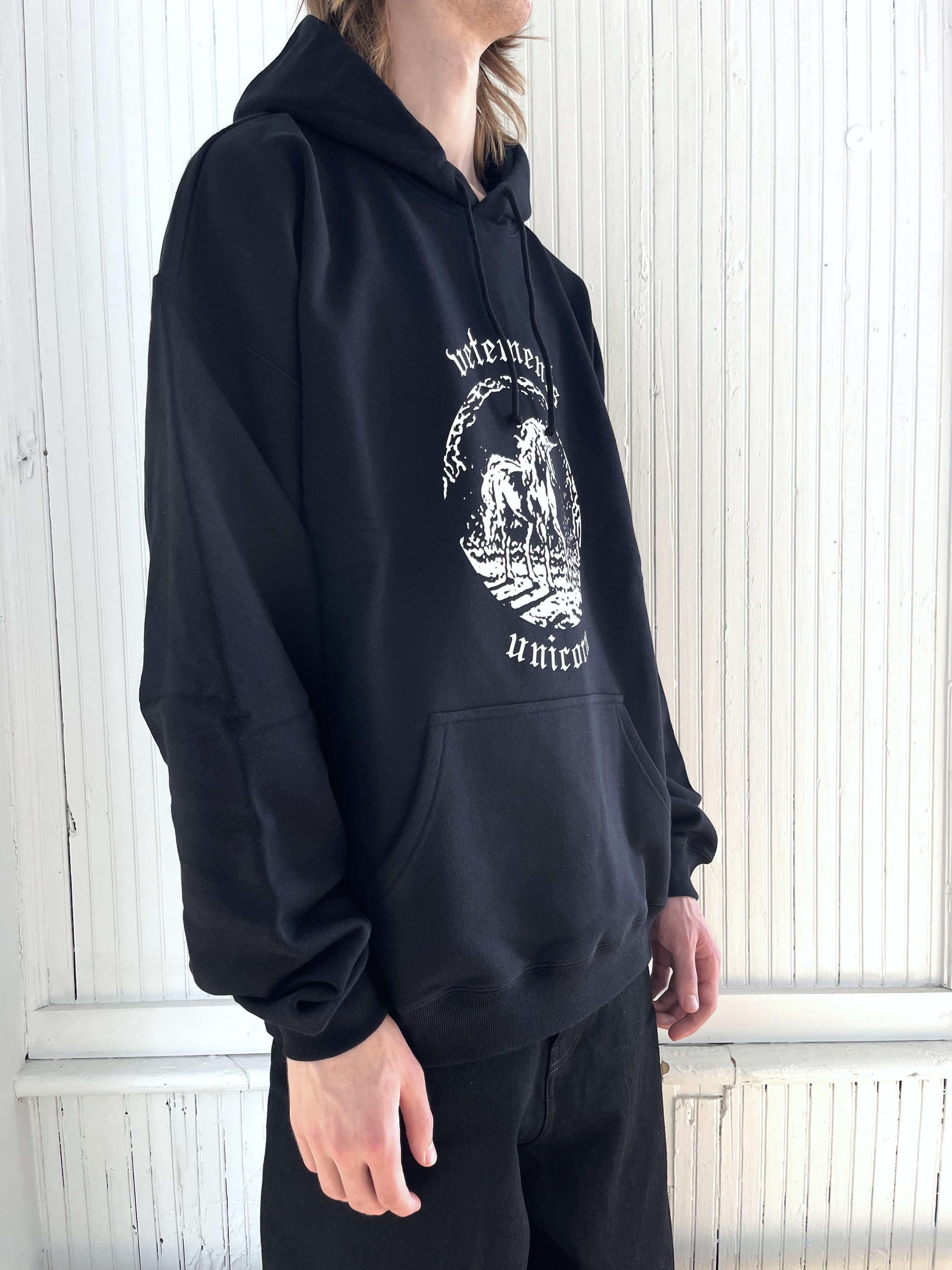 Vetements SS22 Unicorn Logo Hoodie NWT (L) Size US L / EU 52-54 / 3 - 16 Thumbnail