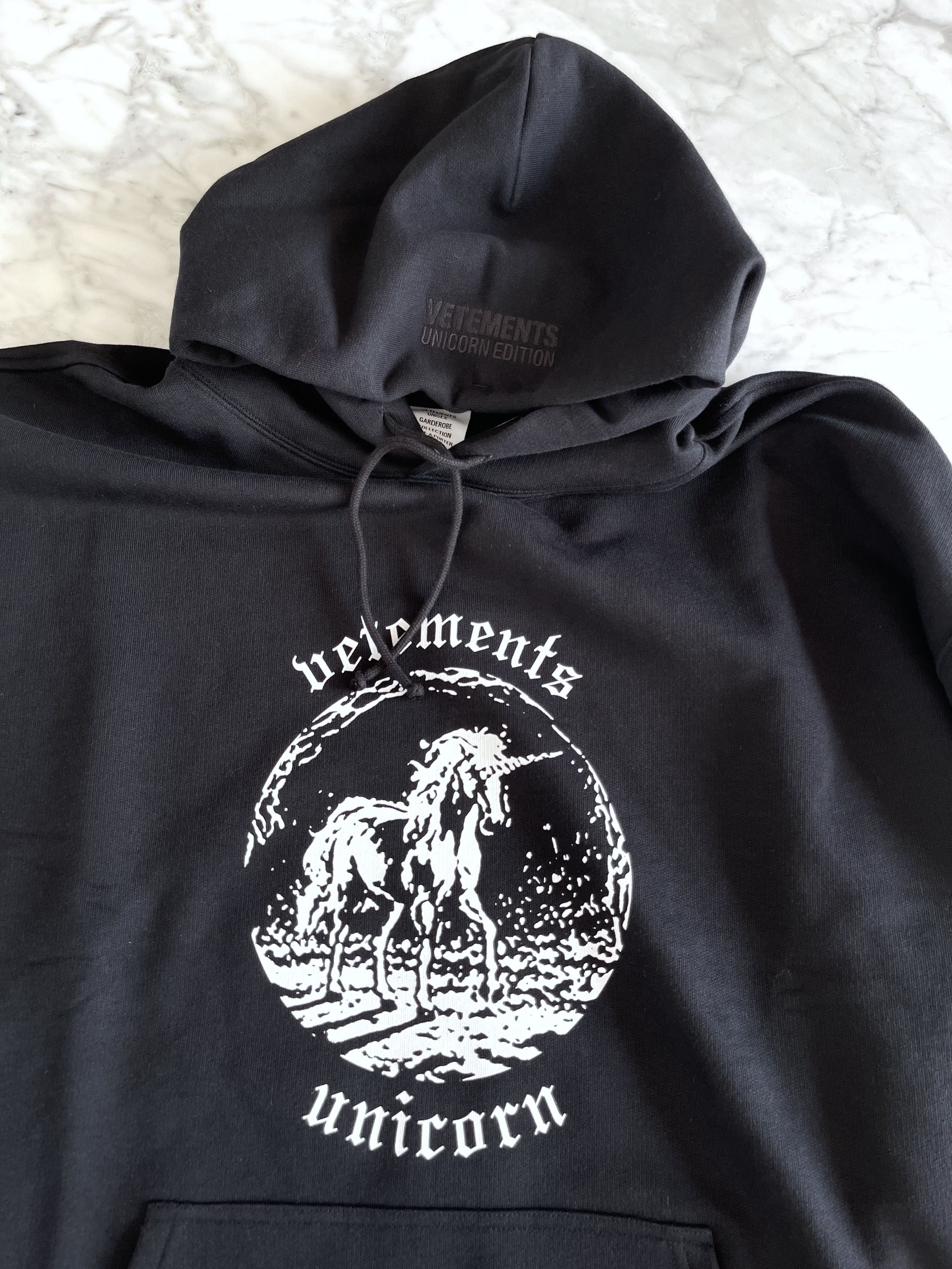 Vetements SS22 Unicorn Logo Hoodie NWT (L) Size US L / EU 52-54 / 3 - 15 Thumbnail