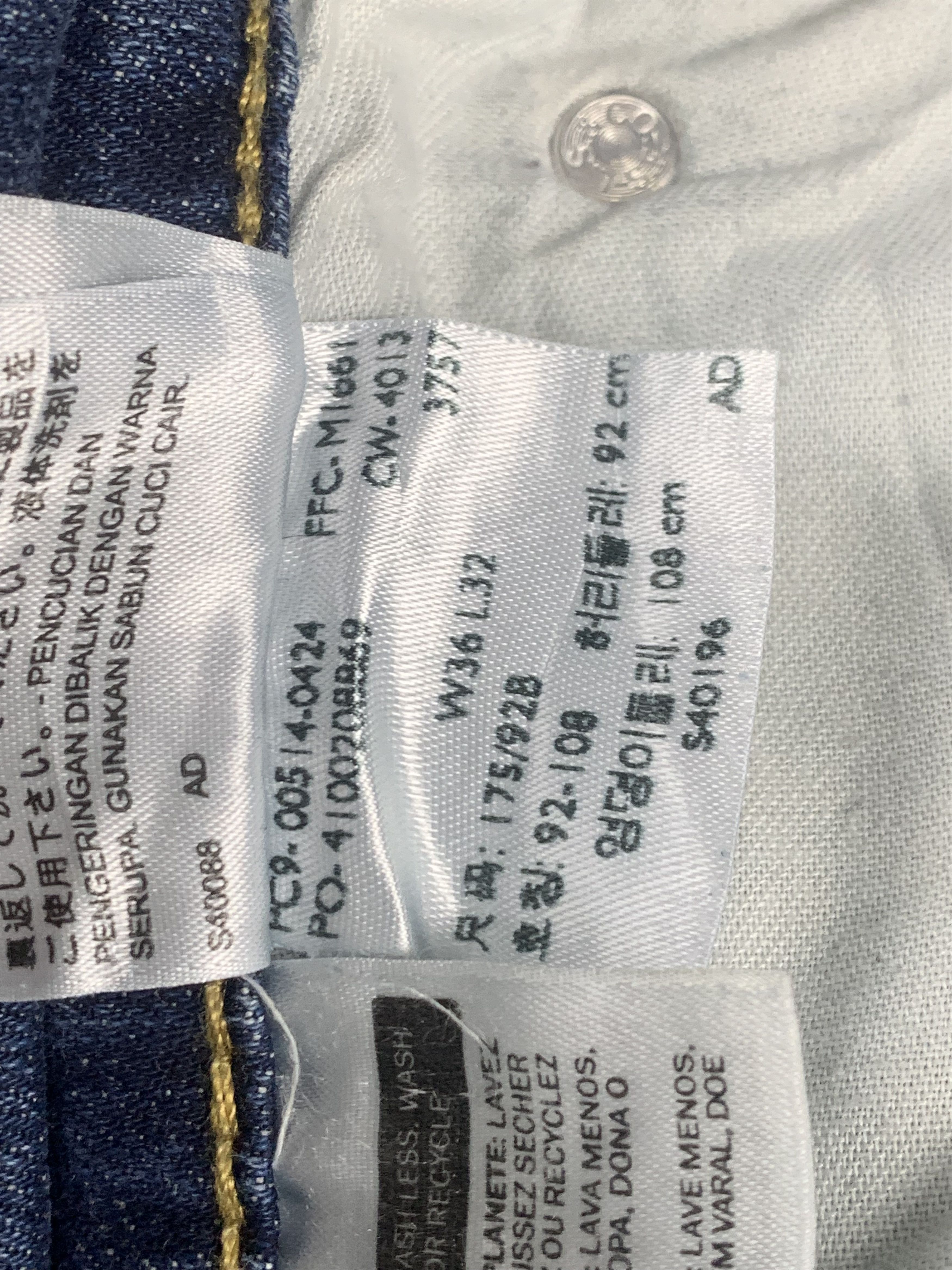 Levi's Vintage Levis 514 Faded Blue Jeans DP2058 Size US 36 / EU 52 - 14 Thumbnail