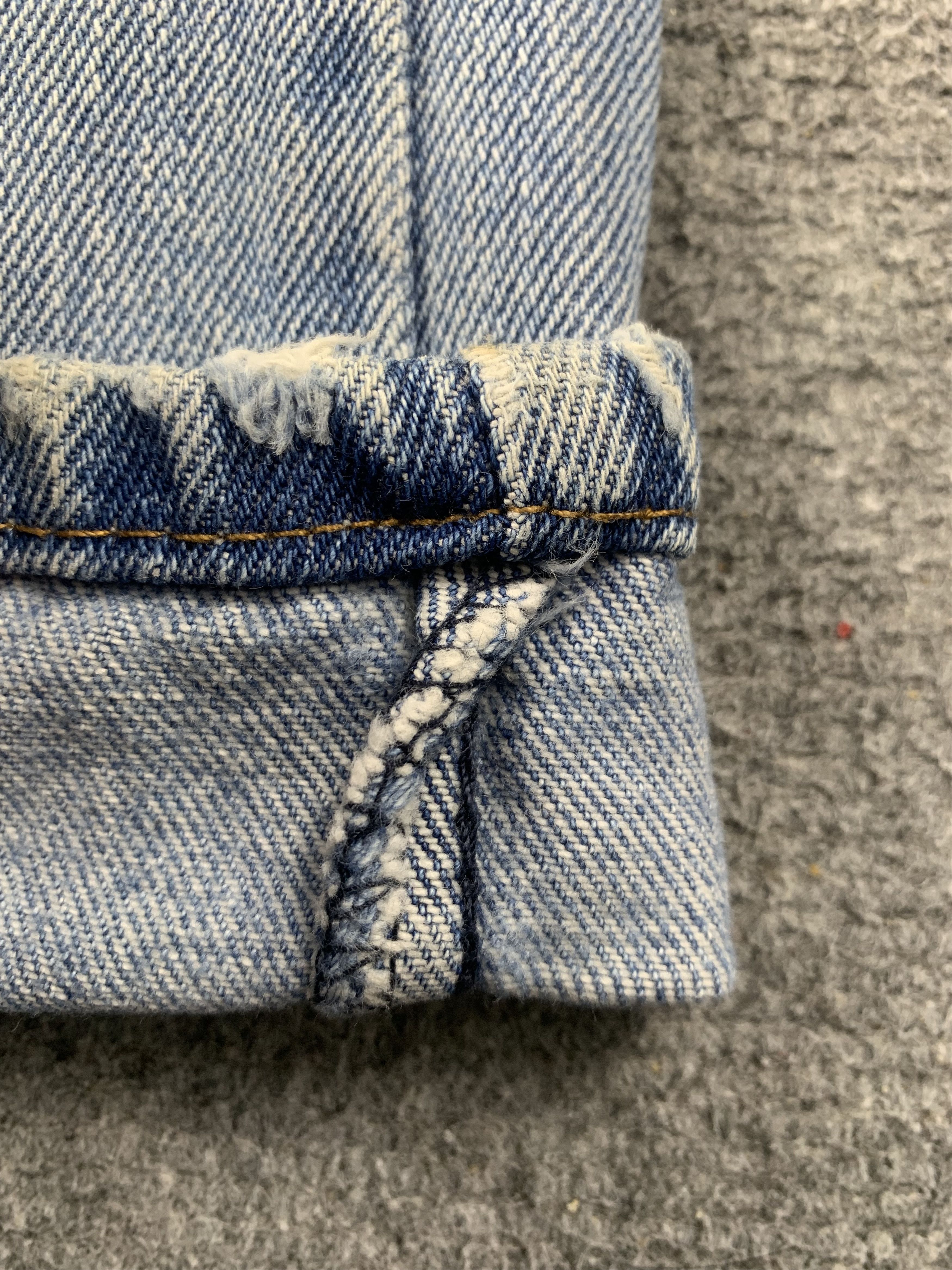 Levi's Vintage Levis 505 Light Wash Jeans DP2060 Size US 38 / EU 54 - 10 Thumbnail