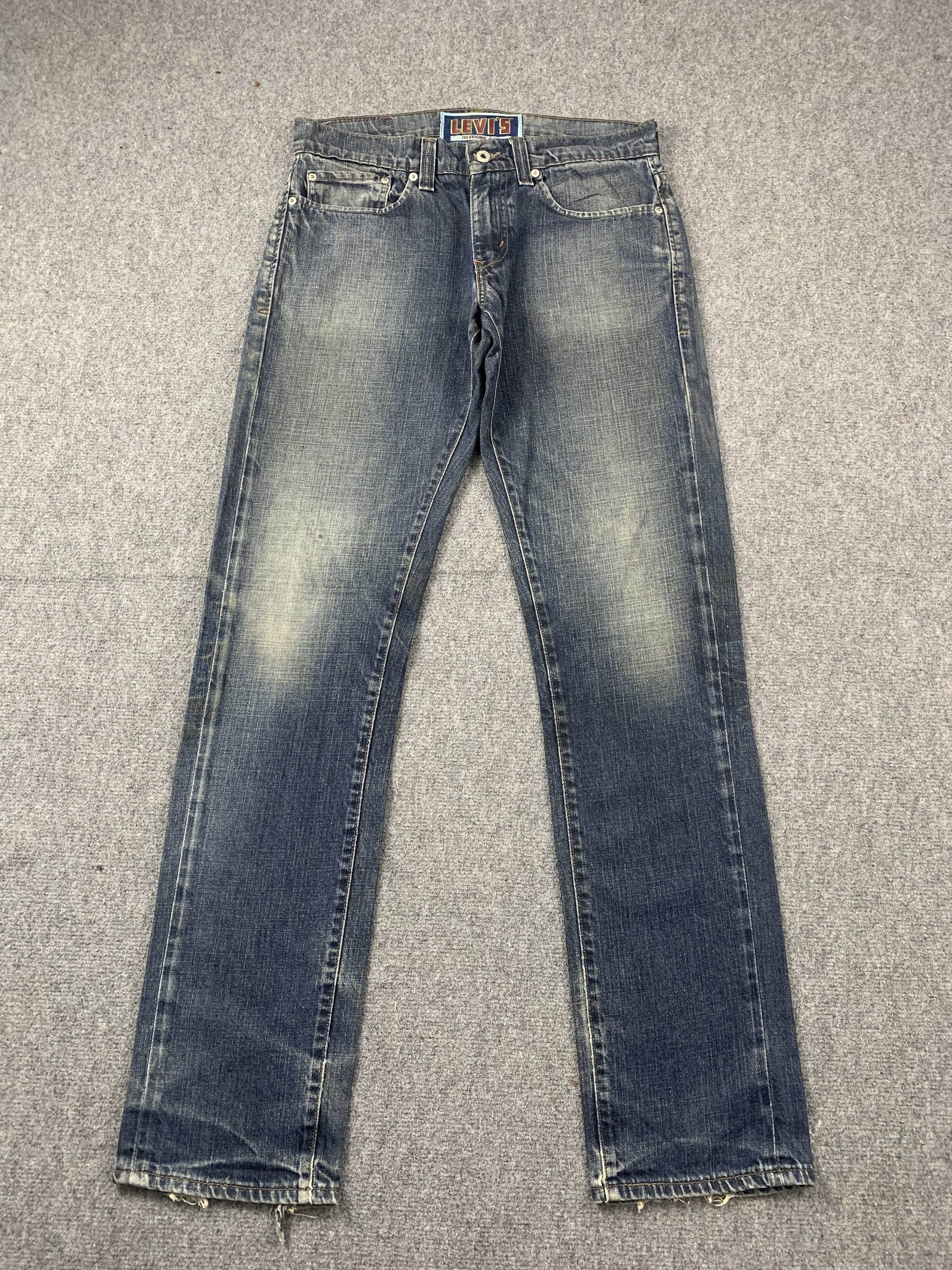 image of Levis 511 Faded Blue Jeans in Blue Denim, Men's (Size 32)