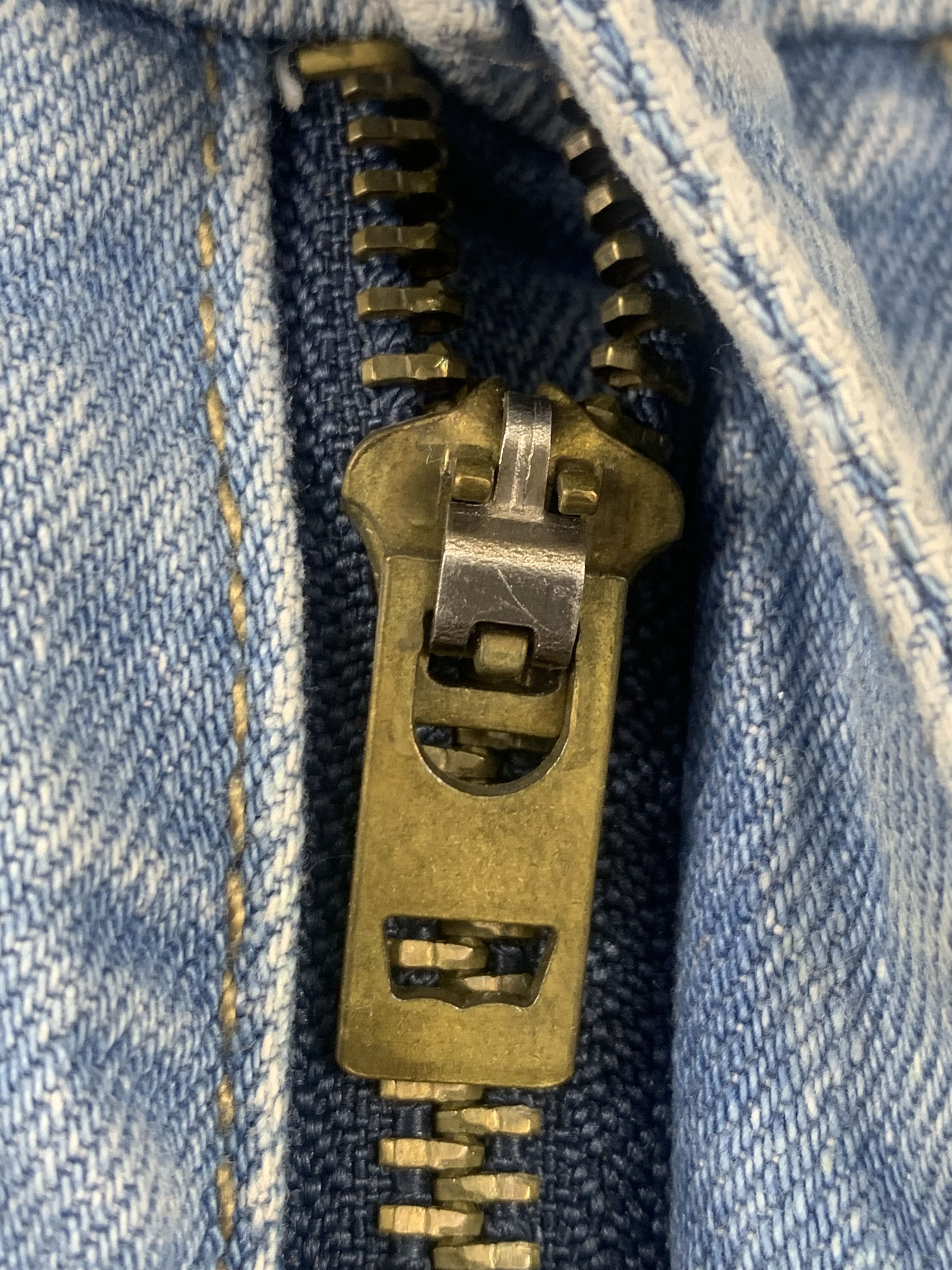 Levi's Vintage Levis Light Wash Jeans DP2062 Size US 31 - 11 Thumbnail