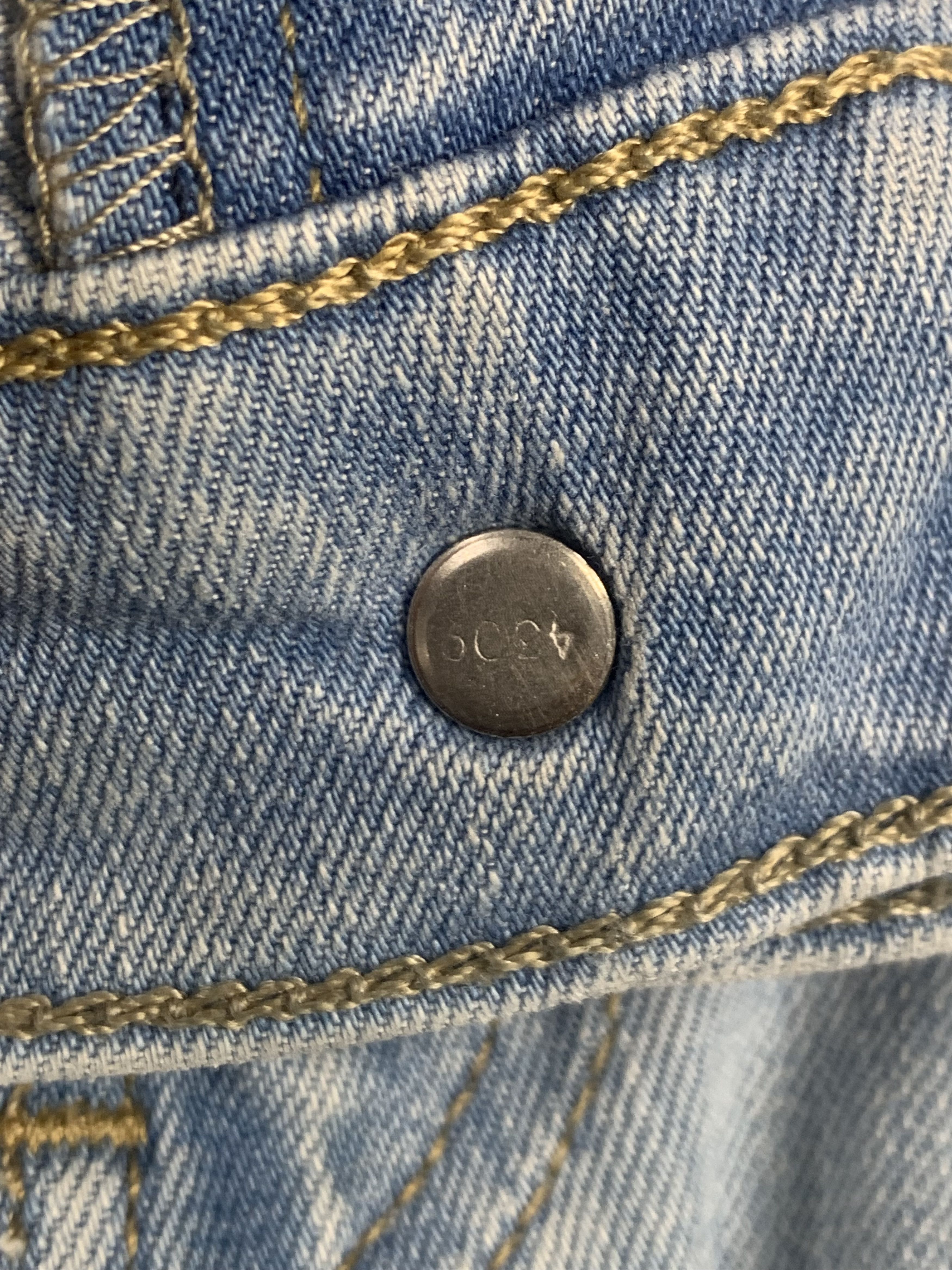 Levi's Vintage Levis Light Wash Jeans DP2062 Size US 31 - 12 Thumbnail