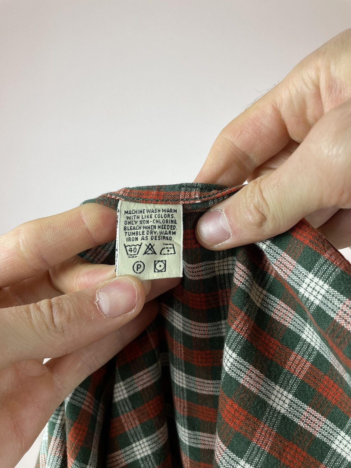 Eddie Bauer × Vintage Eddie Bauer vintage Plaid shirt long sleeve Men’s size L Size US L / EU 52-54 / 3 - 9 Thumbnail