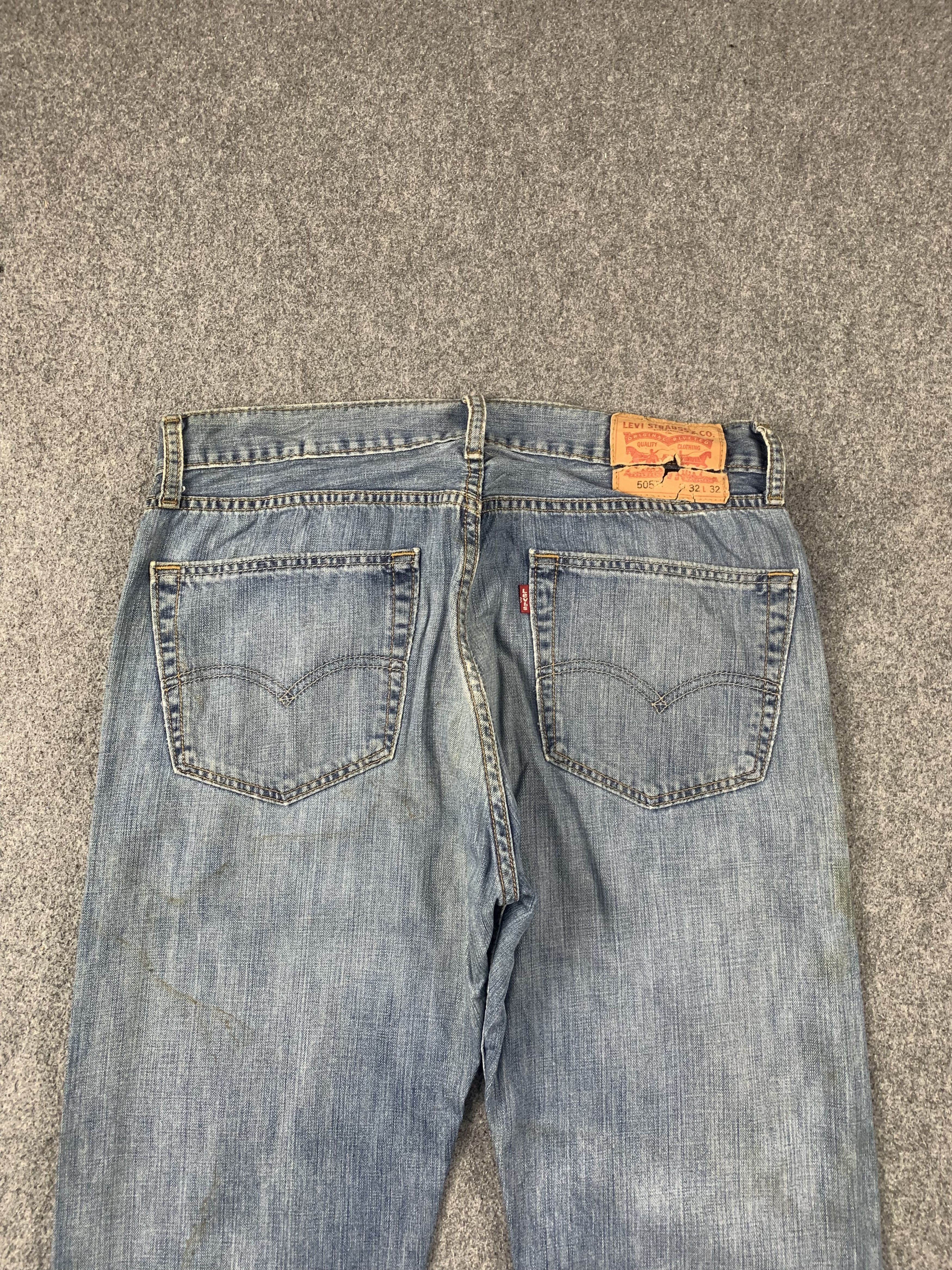 Levi's Vintage Levis 505 Faded Blue Jeans DP2067 Size US 33 - 4 Thumbnail