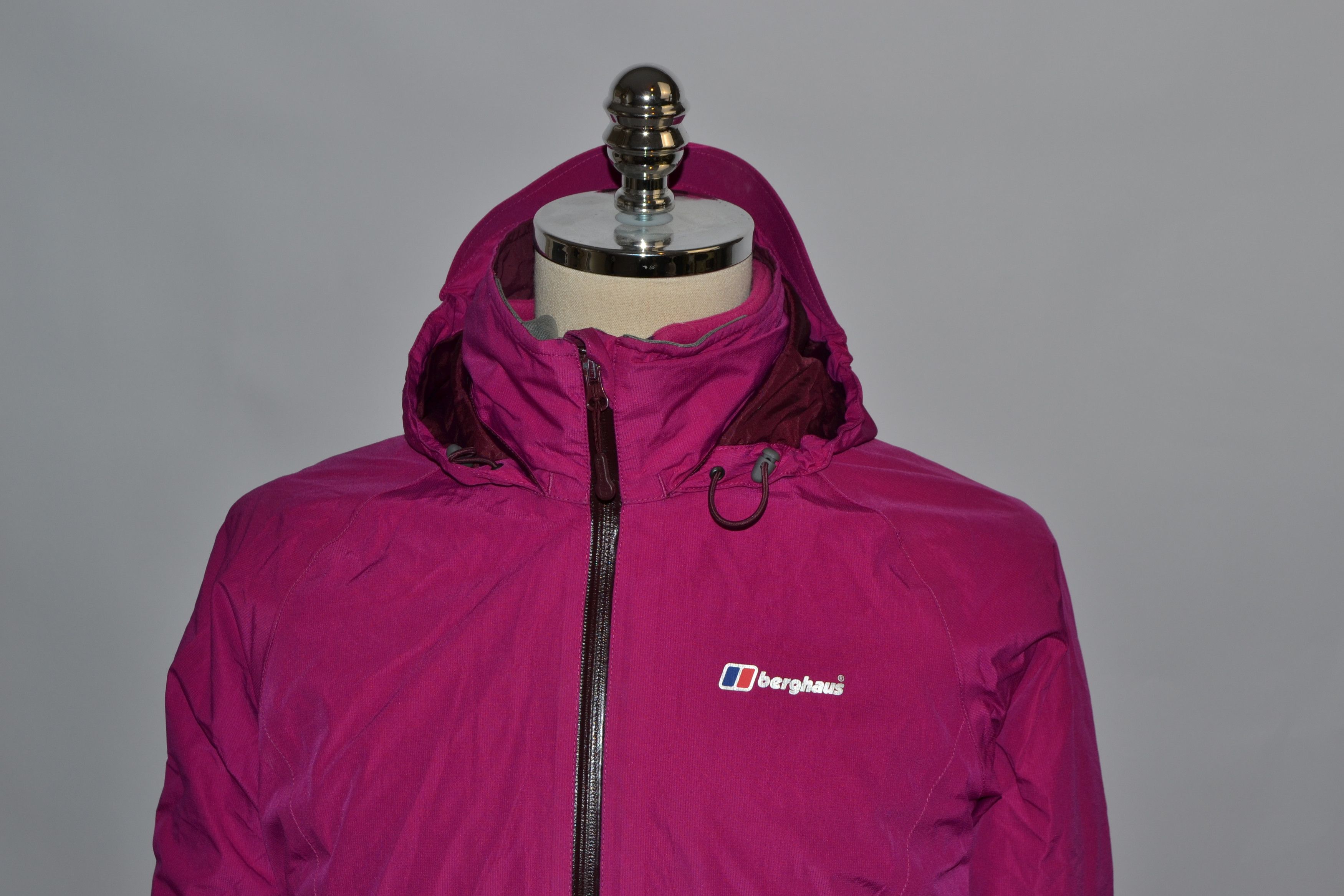 Berghaus Women's BERGHAUS Gore-Tex Jacket Size 12 Size US L / EU 52-54 / 3 - 3 Thumbnail
