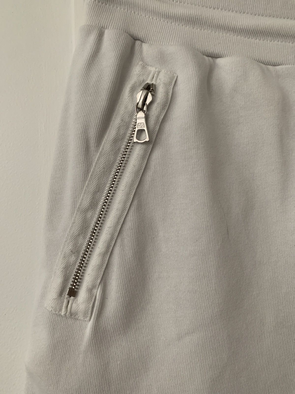 Dries Van Noten Short jogger with zip Size US 33 - 2 Thumbnail