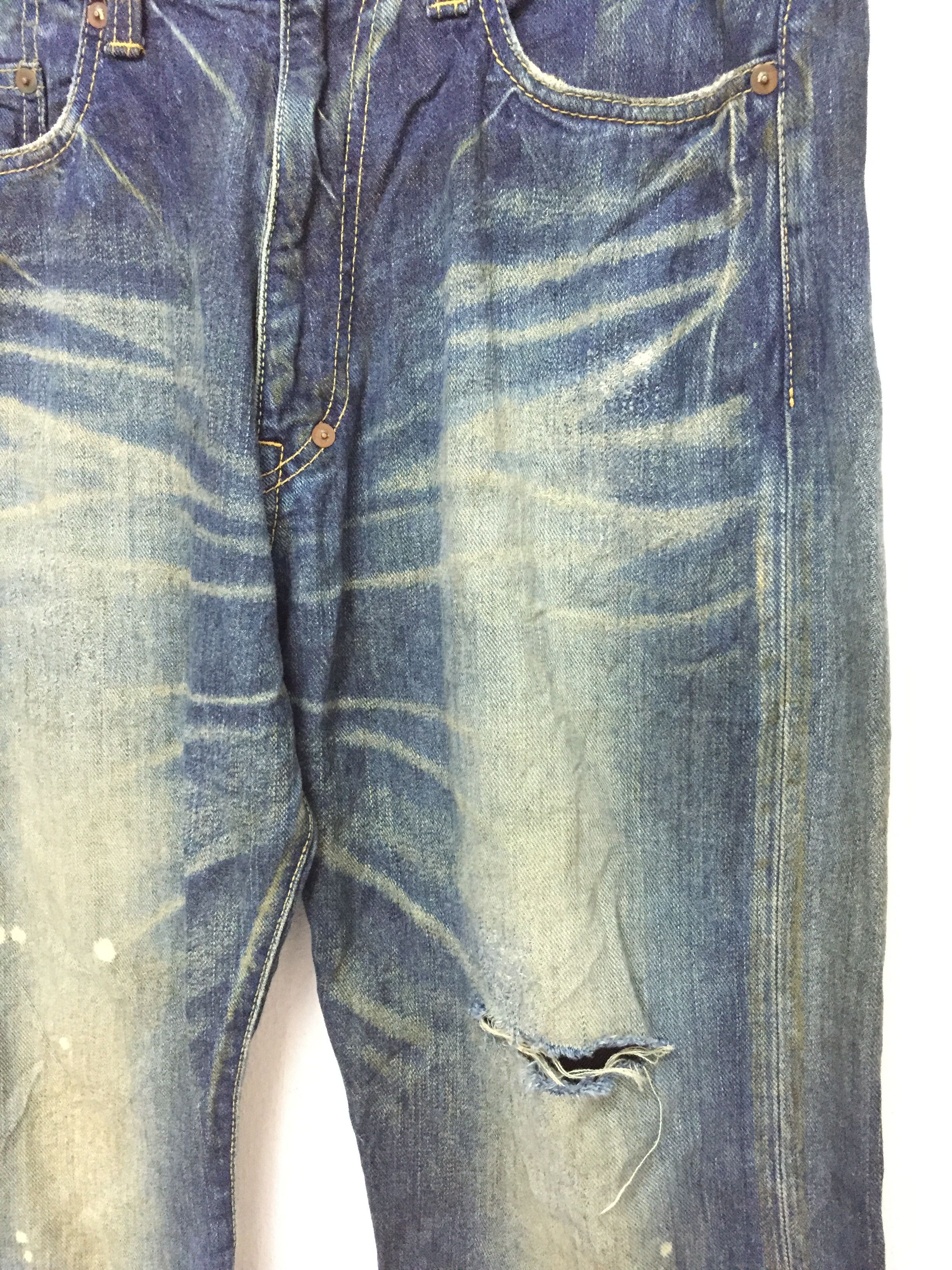 MasterPiece 90's Masterpiece Mad Hectic distressed wash denim Size US 33 - 5 Thumbnail